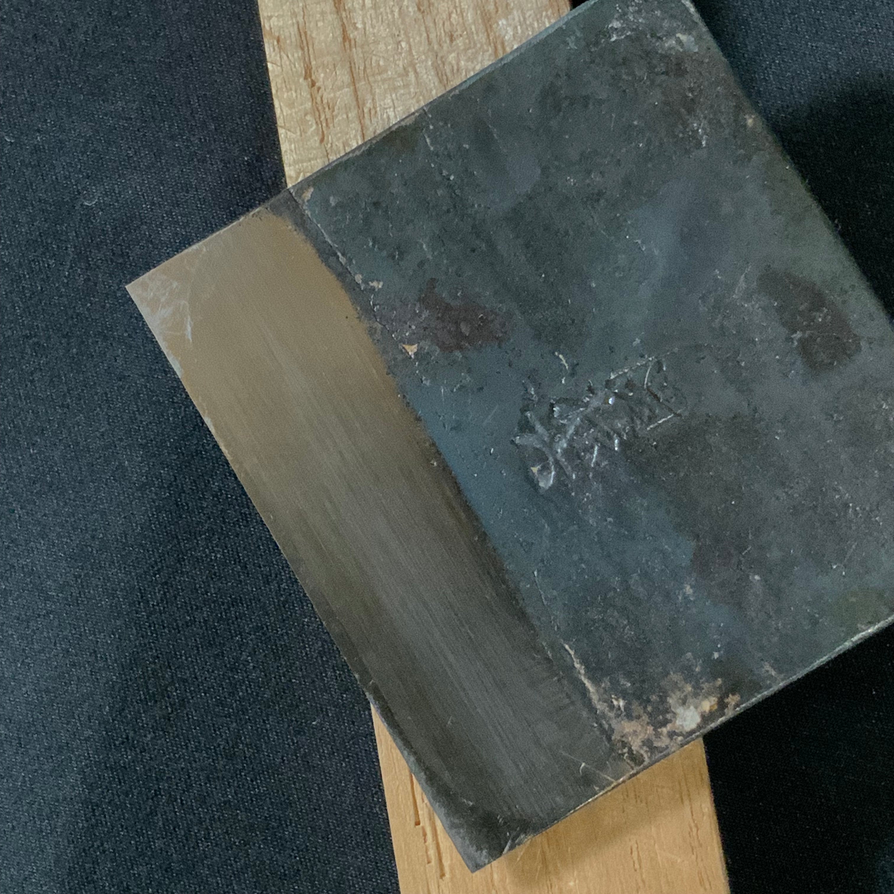 Sekimagoru #2 Smoothing Plane Blade(special edition) by Sekikawa Seikichi Large blade thickness 関孫六 関川誠吉作 仕上げ鉋刃 70mm 特厚仕上