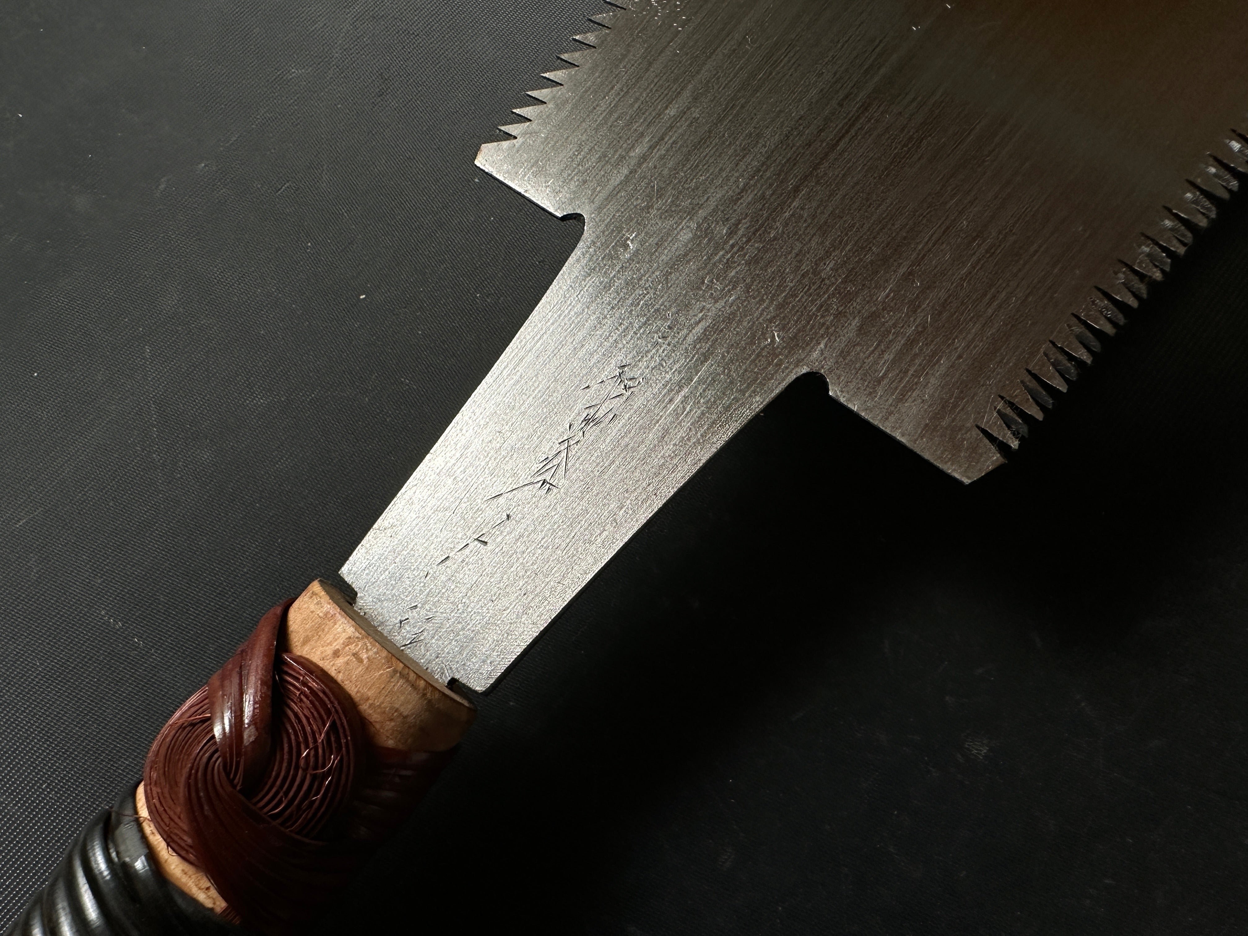 #R15 Ready to use! Old stock Double Edge (Ryoba) Saw with Eddy Type Handles set by Kurashige 直ぐ使い 倉重栄助 目立 渦巻き柄 両刃鋸 270mm