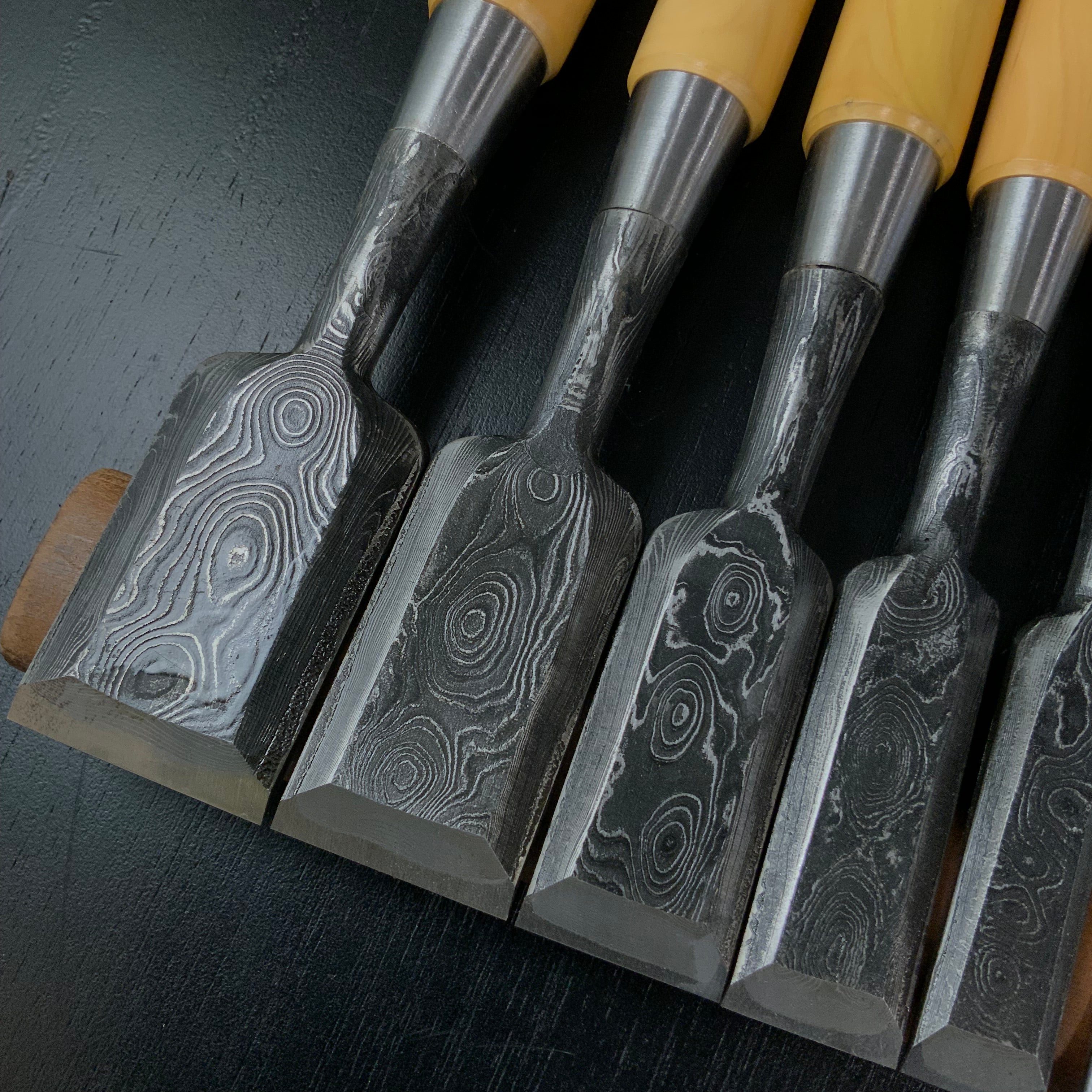 Ichimitsu Sukemasa Suminagashi Bench chisels Box wood Handle 助正作 市光 墨流し 追入組鑿 10本組 拓柄入 三つ裏 Oirenomi