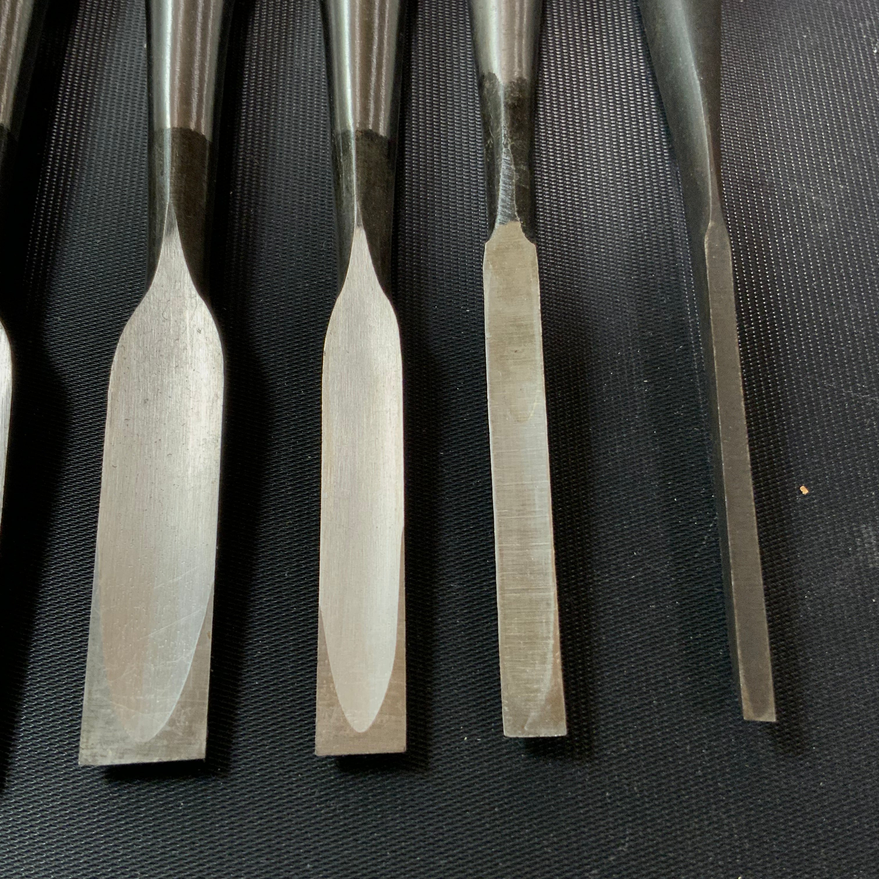 #M155 Mixed set for beginner Bench chisels set by unknown smith バラ鑿合わせ 初心者におすすめ 追入組鑿作者不明