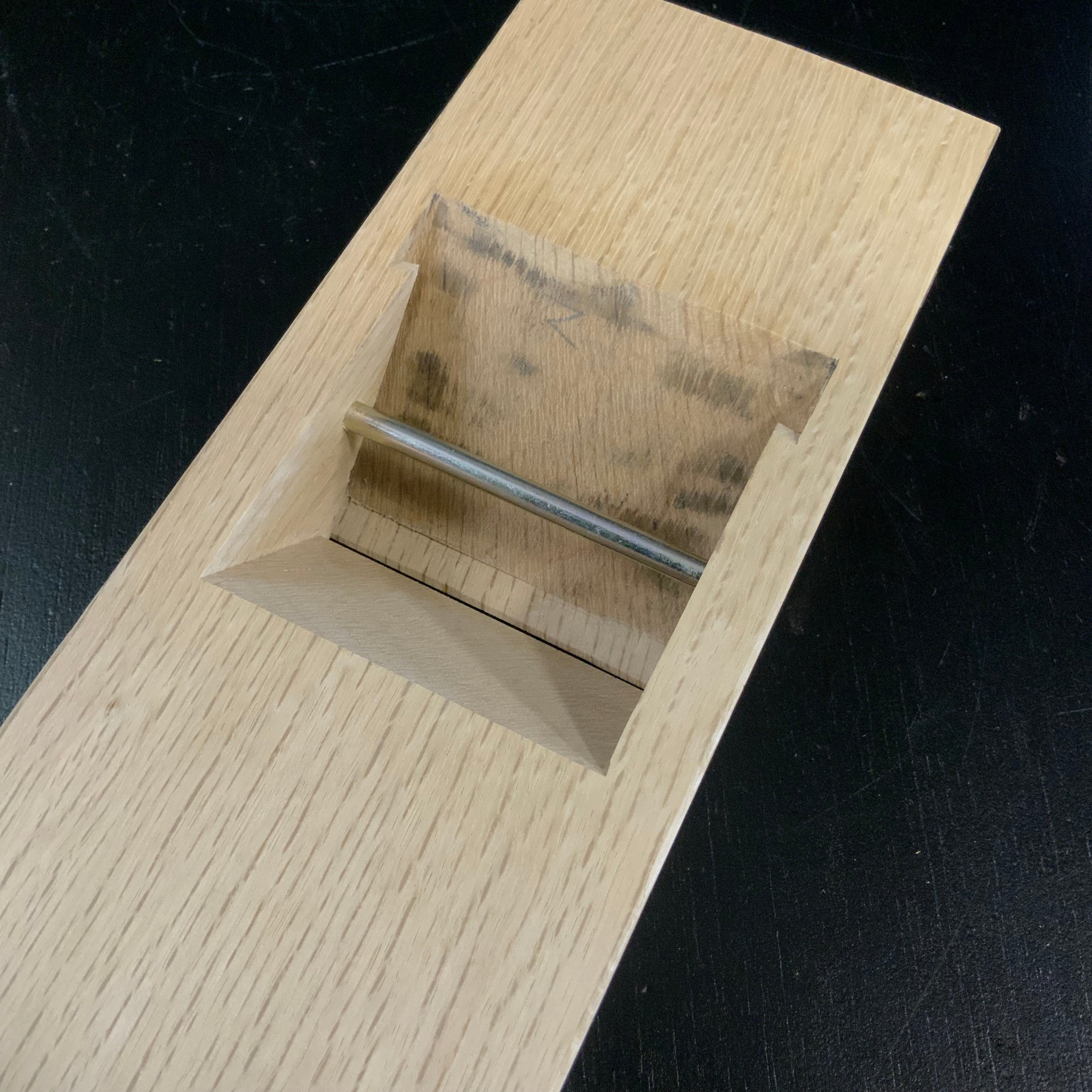 Old stock Chiyonobu Smoothing Plane (Kanna) by unknown 掘出し物 千代信 作者不明 仕上げ鉋 70mm