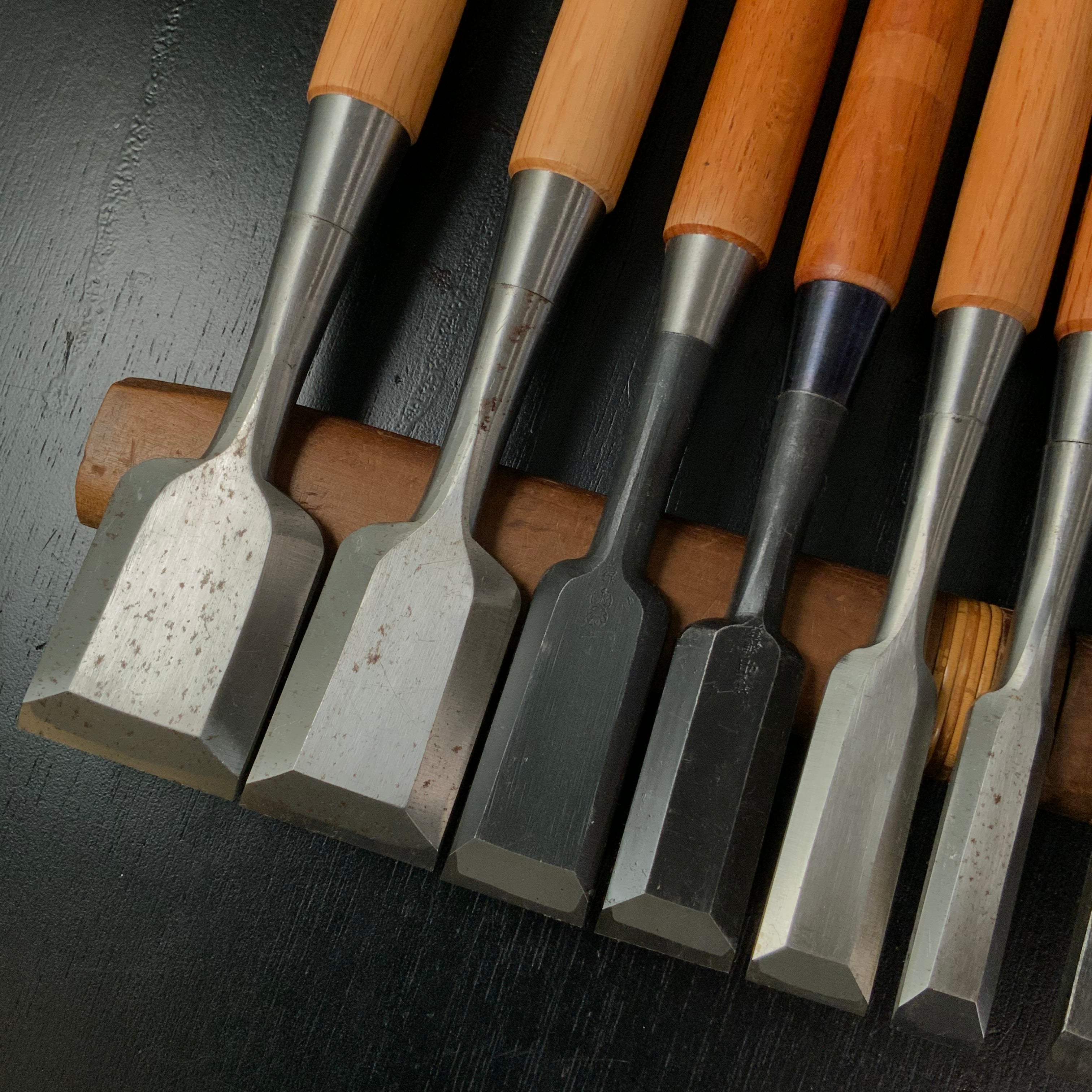 #M185 Mixed set Bench chisels set for beginner by unknown smith バラ鑿合わせ 初心者におすすめ 追入組鑿作者不明