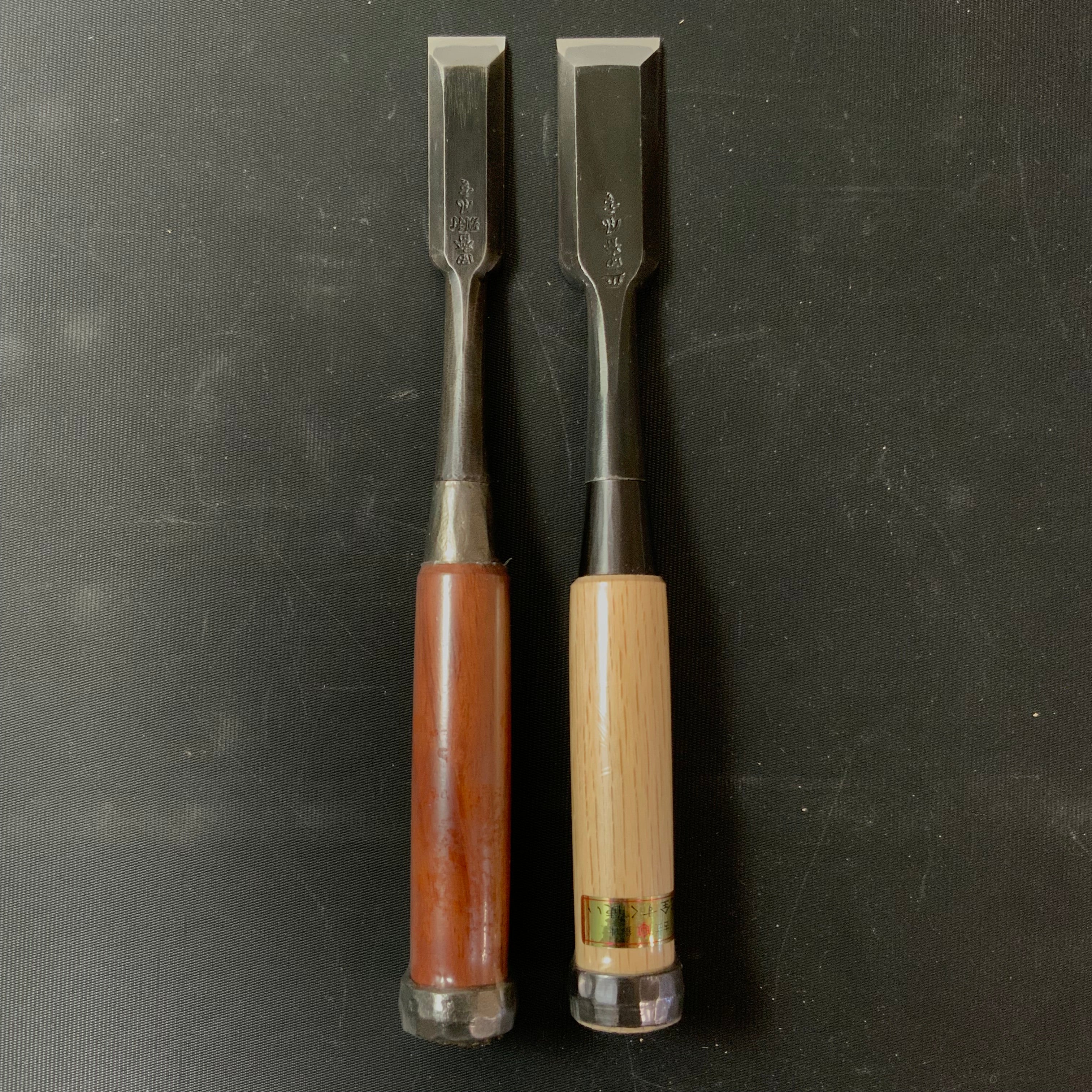 Tasai Fusetsu Bench chisels (Oirenomi) with blue steel 田斎風雪作 黒仕上 追入鑿 18,24mm