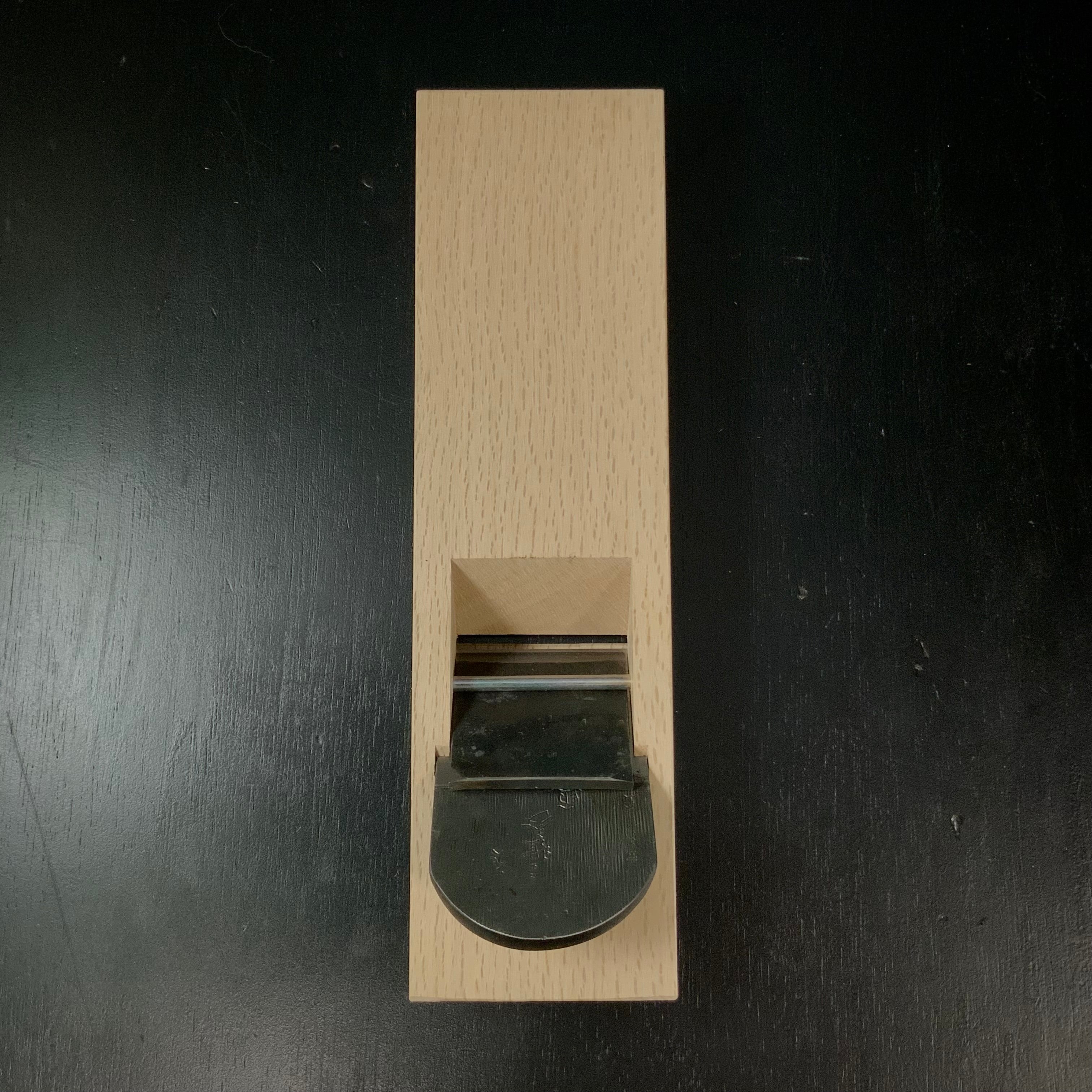 second class goods Teruhide Smoothing Plane (Kanna) 掘出し物 輝秀 石堂秀雄作 仕上げ鉋 65mm
