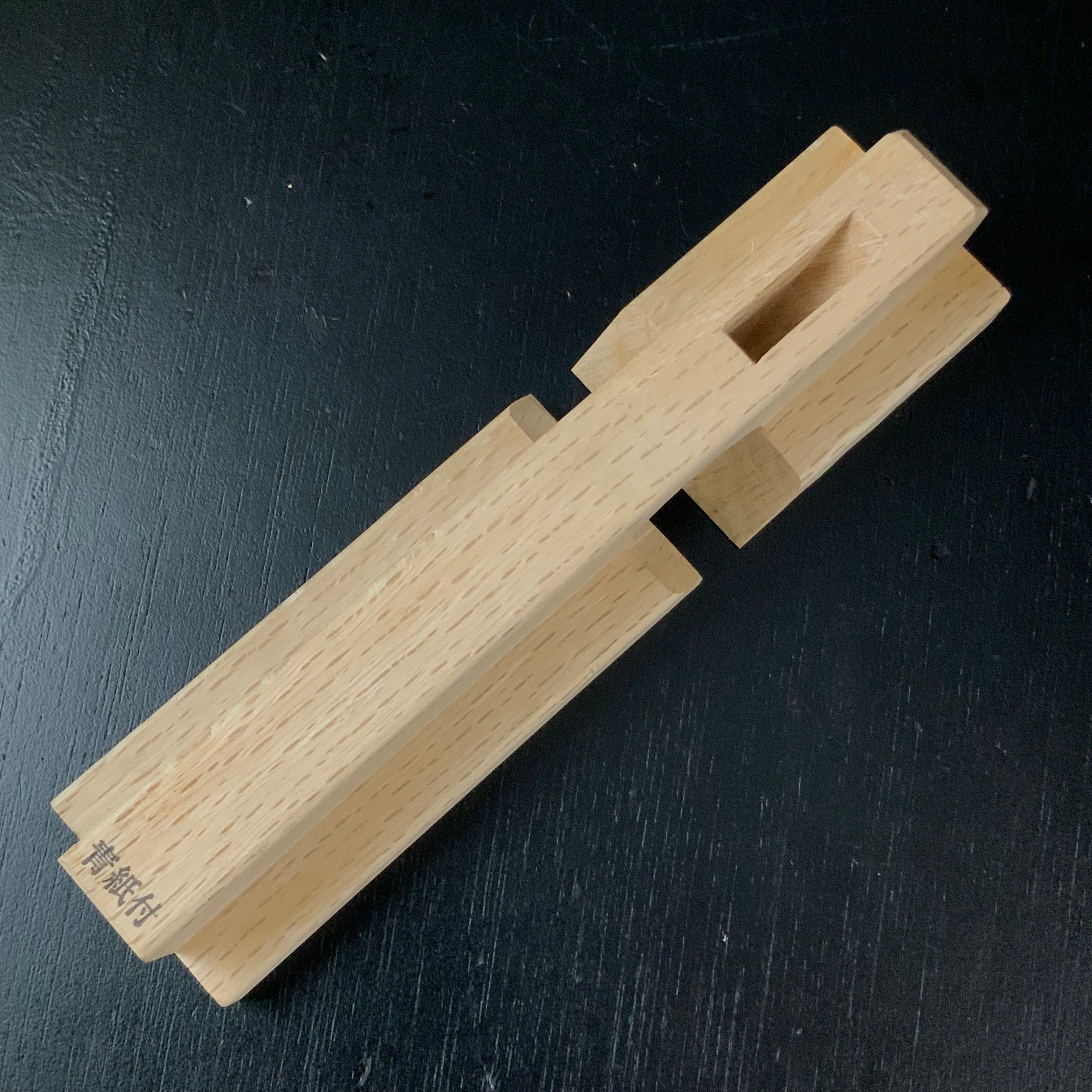 Old stock Kiyotada Wholesaler stamp Gotoku Plane with blue steel 清忠(問屋銘・水平屋) 五徳鉋 青紙鋼