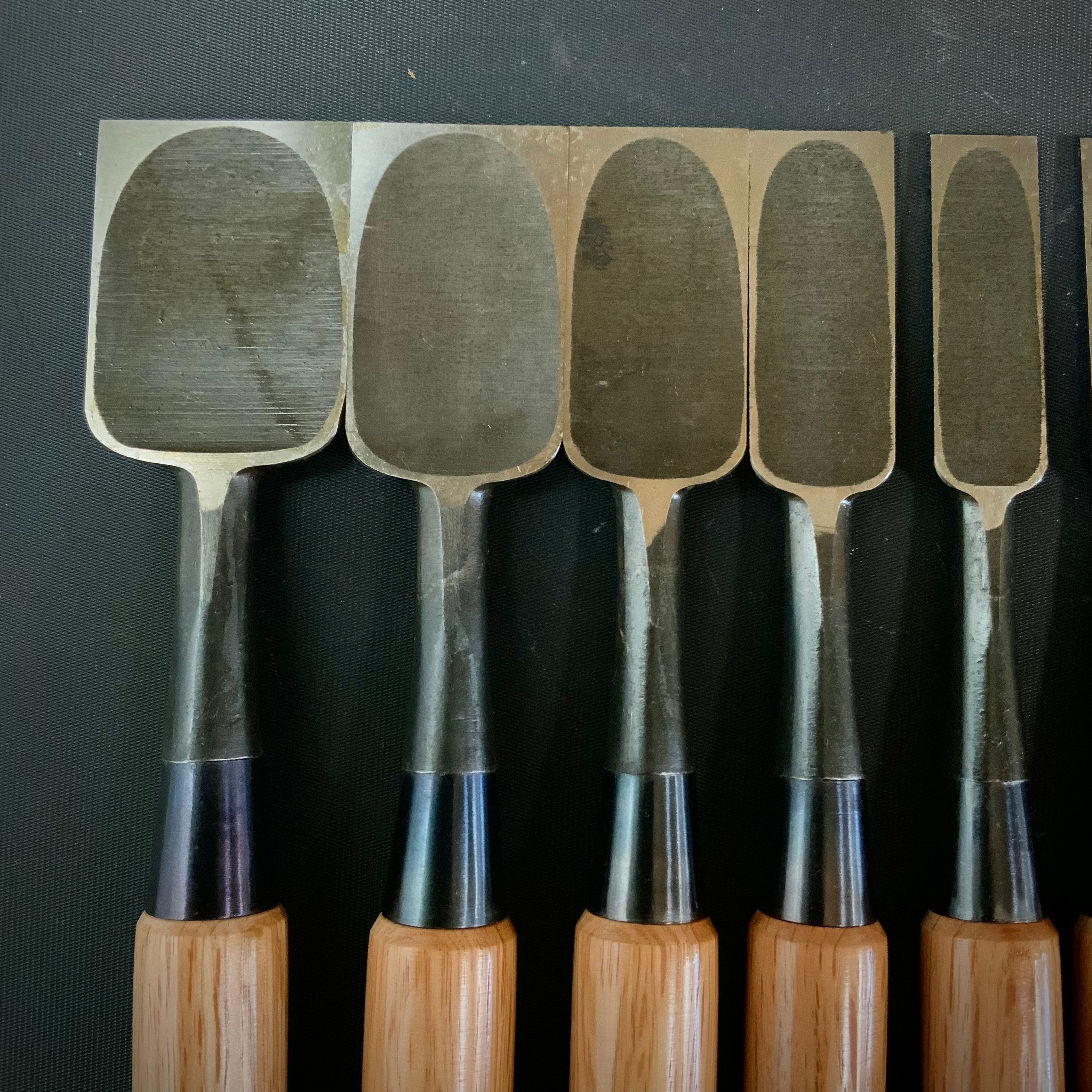 Yoshihiro Bench chisels set chisels with white steel 義廣 追入組鑿 Oirenomi