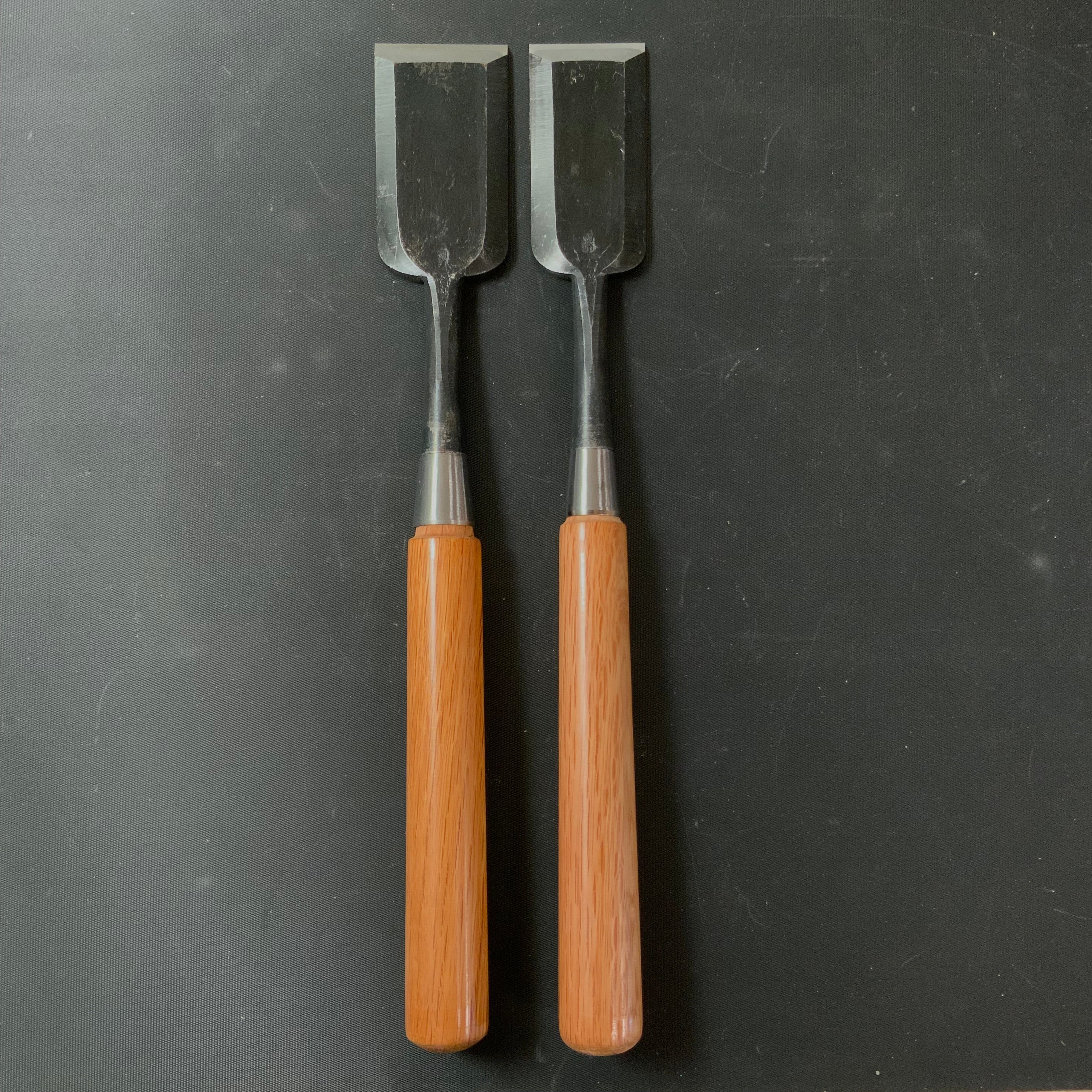 Old stock Yoshitaka Usunomi chisels Tatakinomi 掘出し物 義隆 薄鑿 42mm 48mm