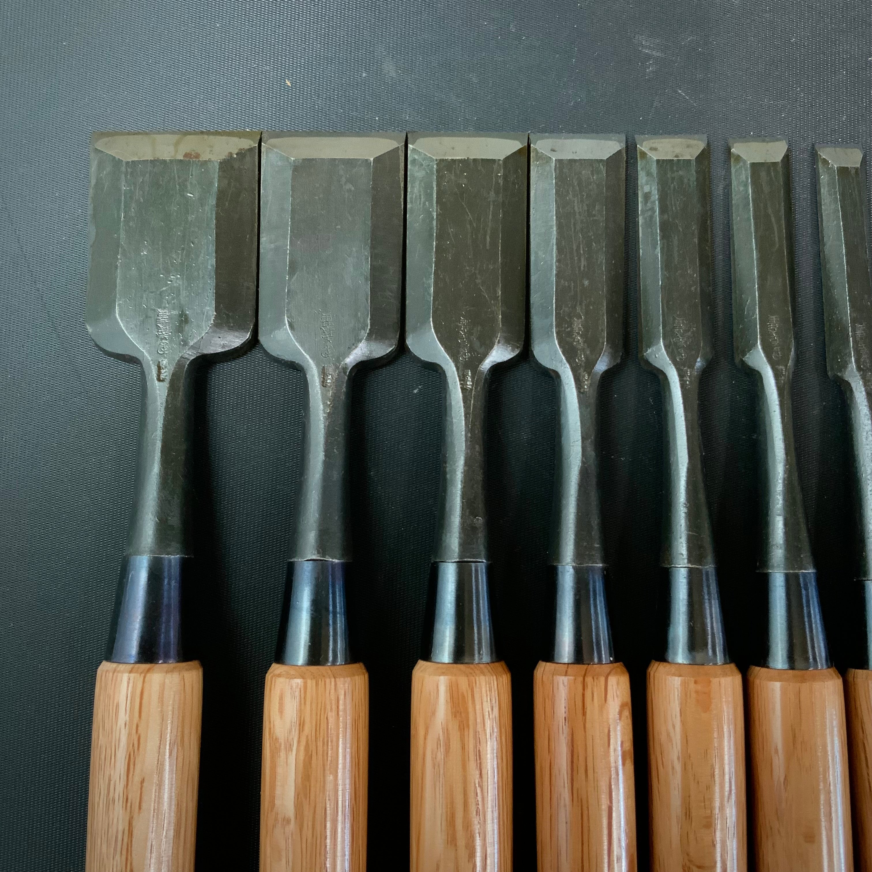 Yoshihiro Bench chisels set chisels with white steel 義廣 追入組鑿 Oirenomi