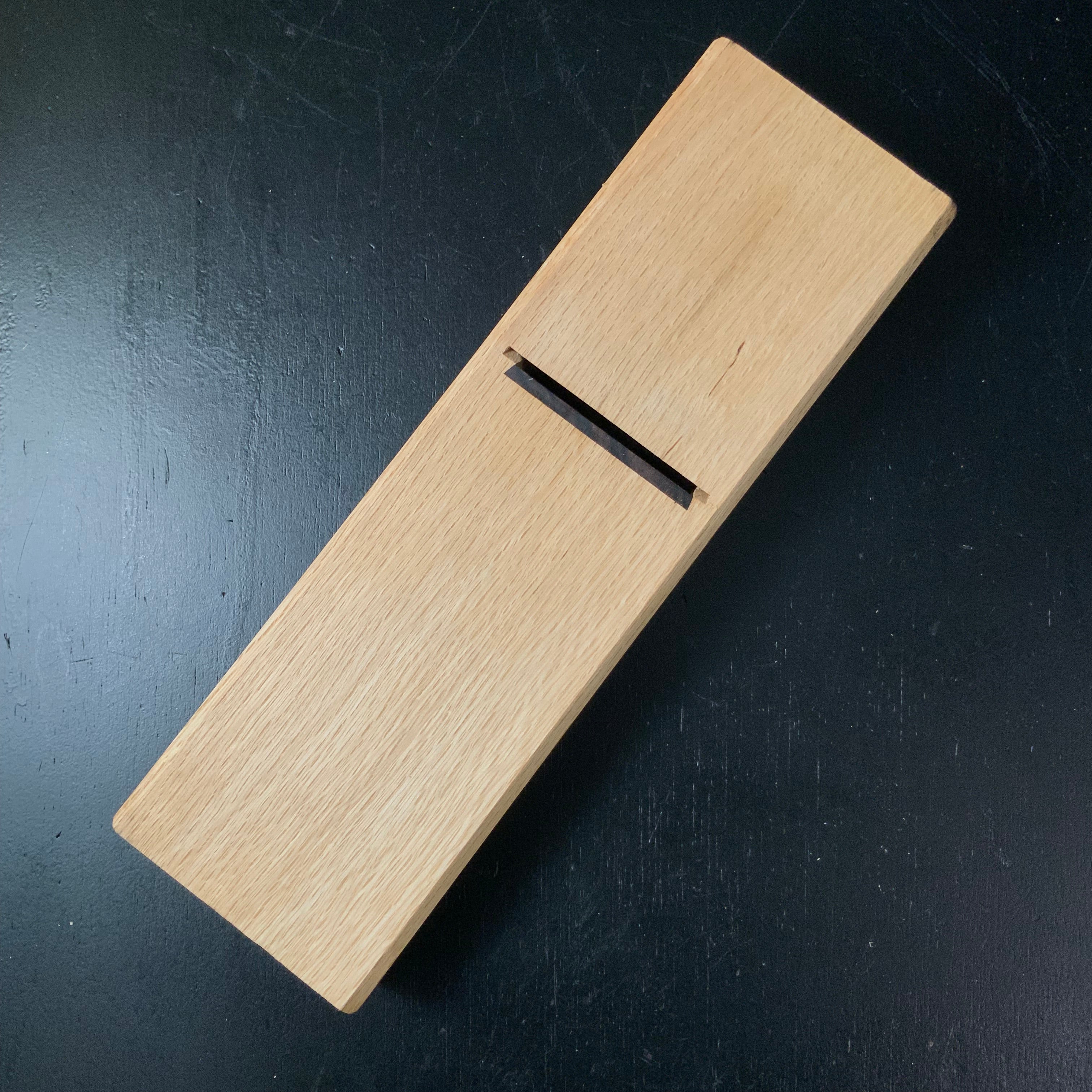 Old stock Sekimagoru #3 Smoothing Plane(Kanna) by Sekikawa Rinkichi 掘り出し物 関孫六 関川林吉作 口包台 本仕込 仕上げ鉋 黒檀口埋台 70mm