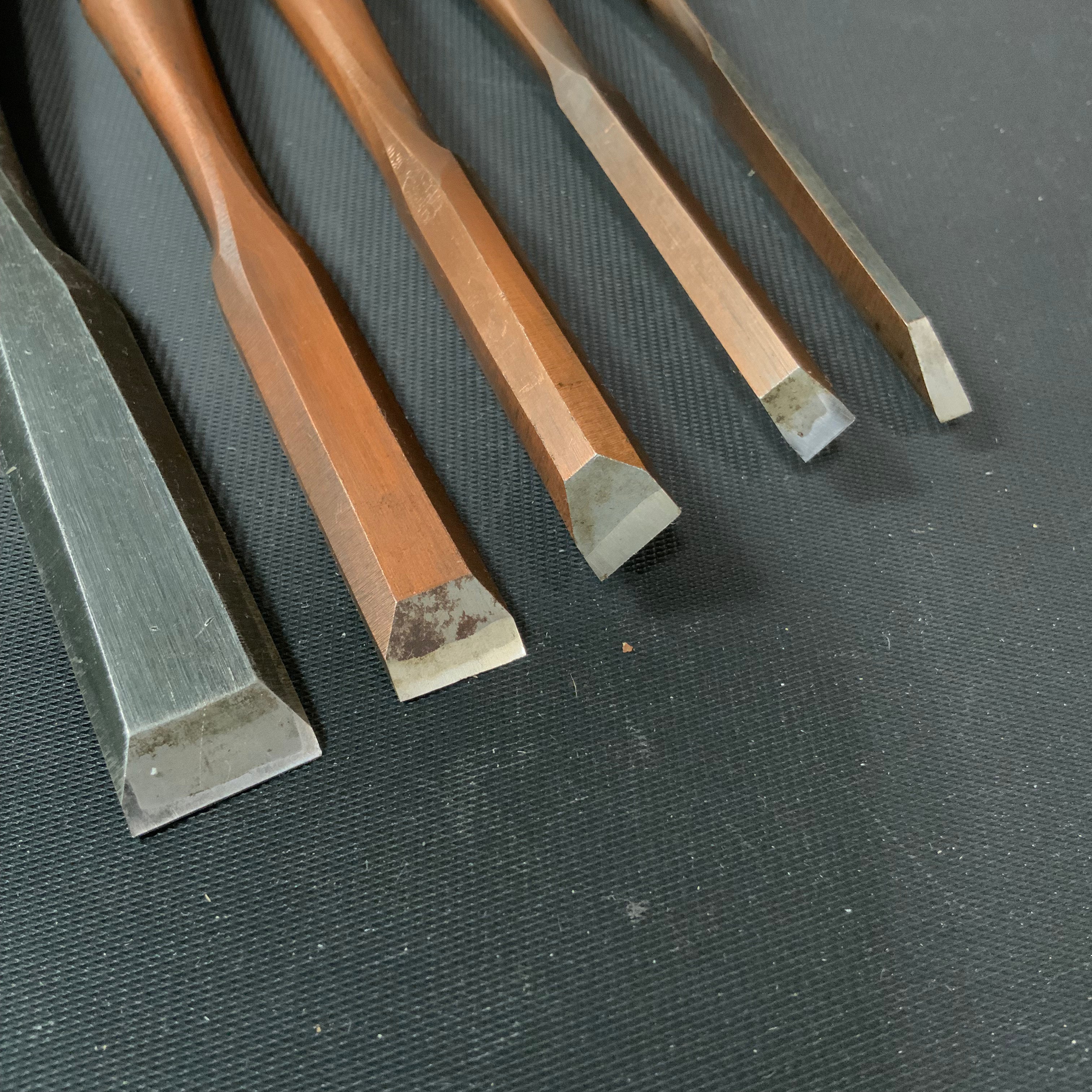 #M140 Mixed set for beginner Bench chisels set by unknown smith バラ鑿合わせ 初心者におすすめ 追入組鑿