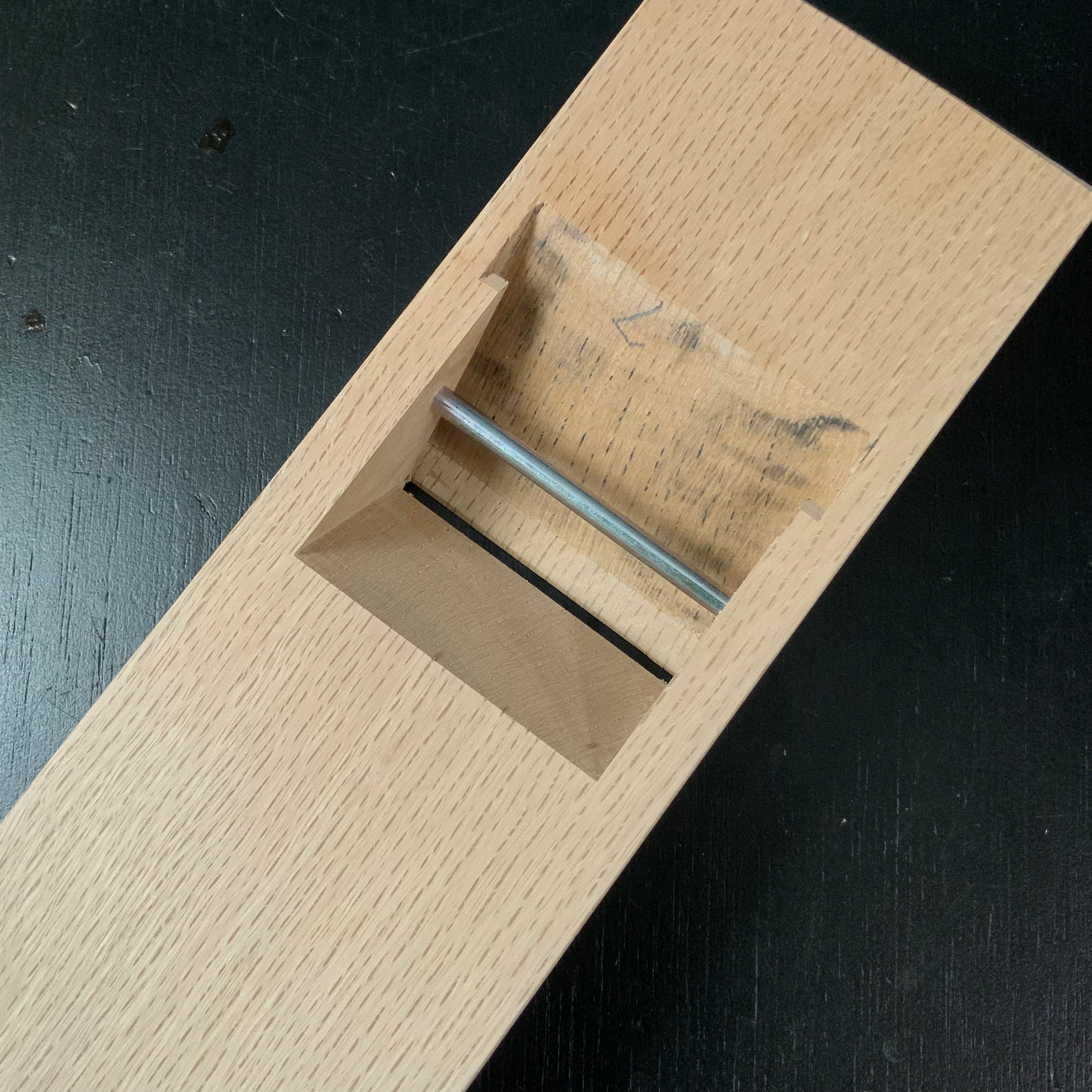 Old stock #3 Teruhide eleventh generation Ishido Teruhide Smoothing Plane / 掘出し物 輝秀 十一代目 石堂秀雄作 仕上げ鉋 小吉屋台入 70mm