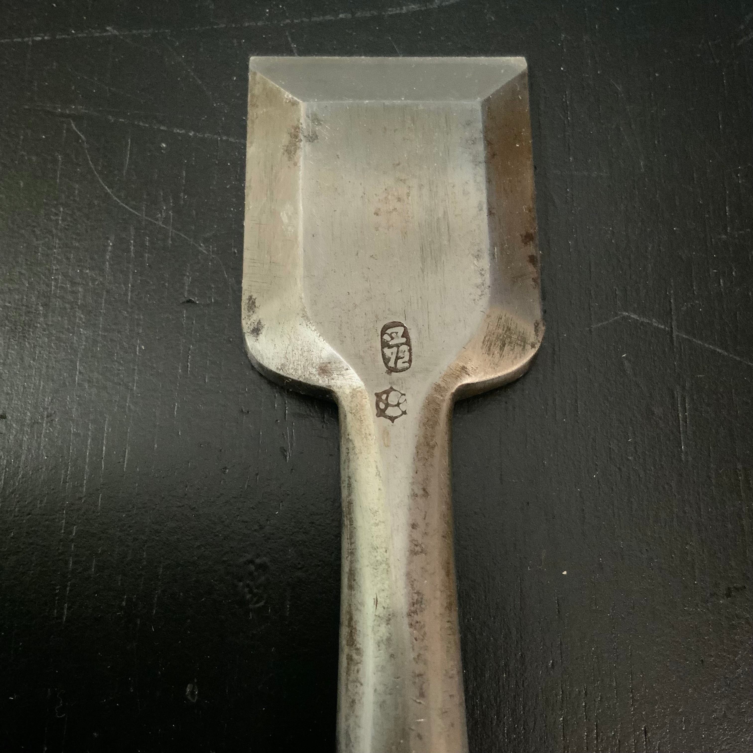 used Hiromasa Timber chisels by Hasegawa Fujisaku 中古品 長谷川藤作氏 弘正 厚鑿 40mm Atsunomi