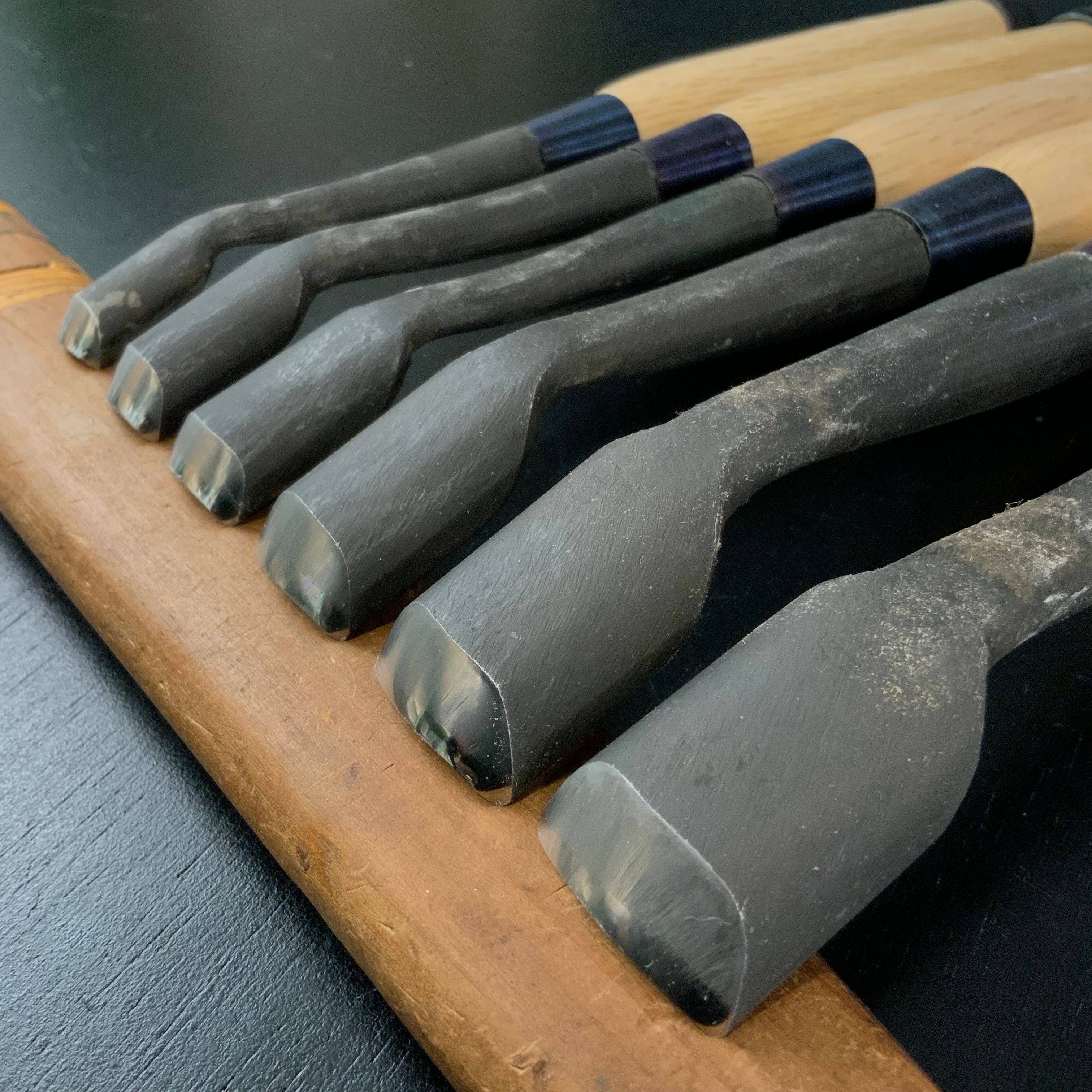 Chotousei Spoon chisels set Carving chisels with blue steel advanced grade 彫刀晟 小倉彫刻刃物製作所 丸曲組鑿 青紙鋼 特上品