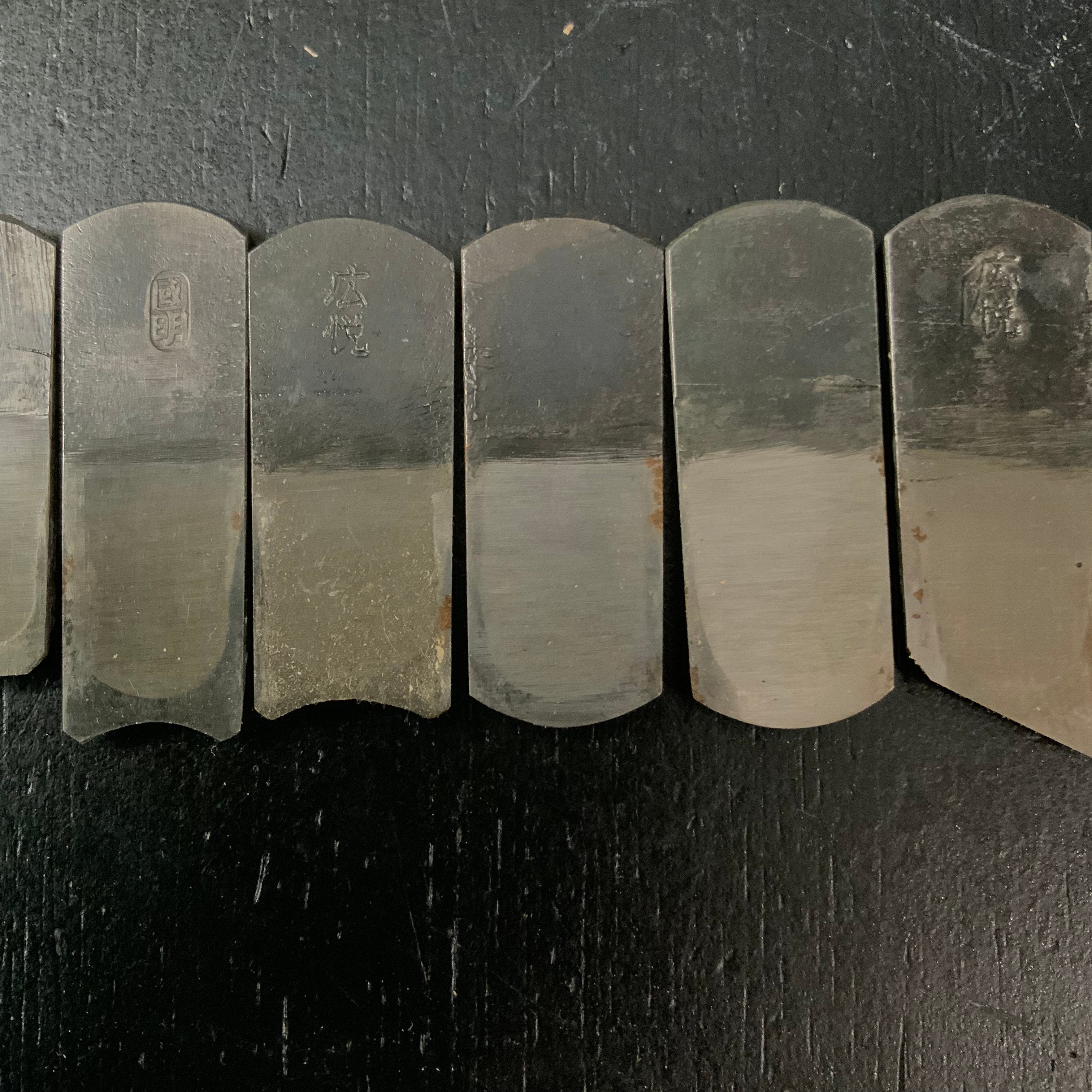 Old stock Kouetsu Mini Plane set (x8 planes) with White steel    掘出し物 広悦 細工組鉋 18mm (八本組)