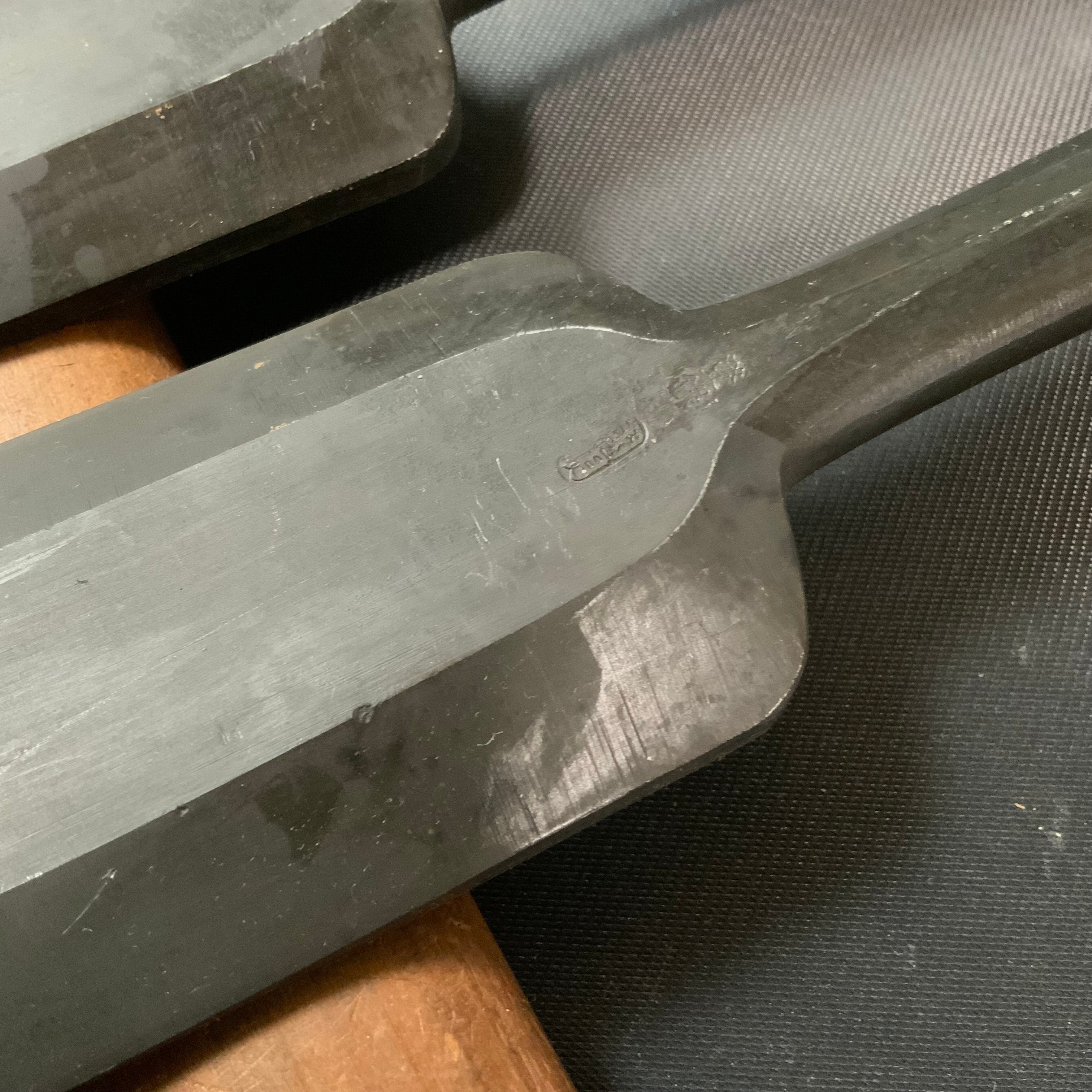 Old stock Kuniaki Slick Chisels (Anayanomi) 掘り出し物 國明作 穴屋鑿 30,42,48mm