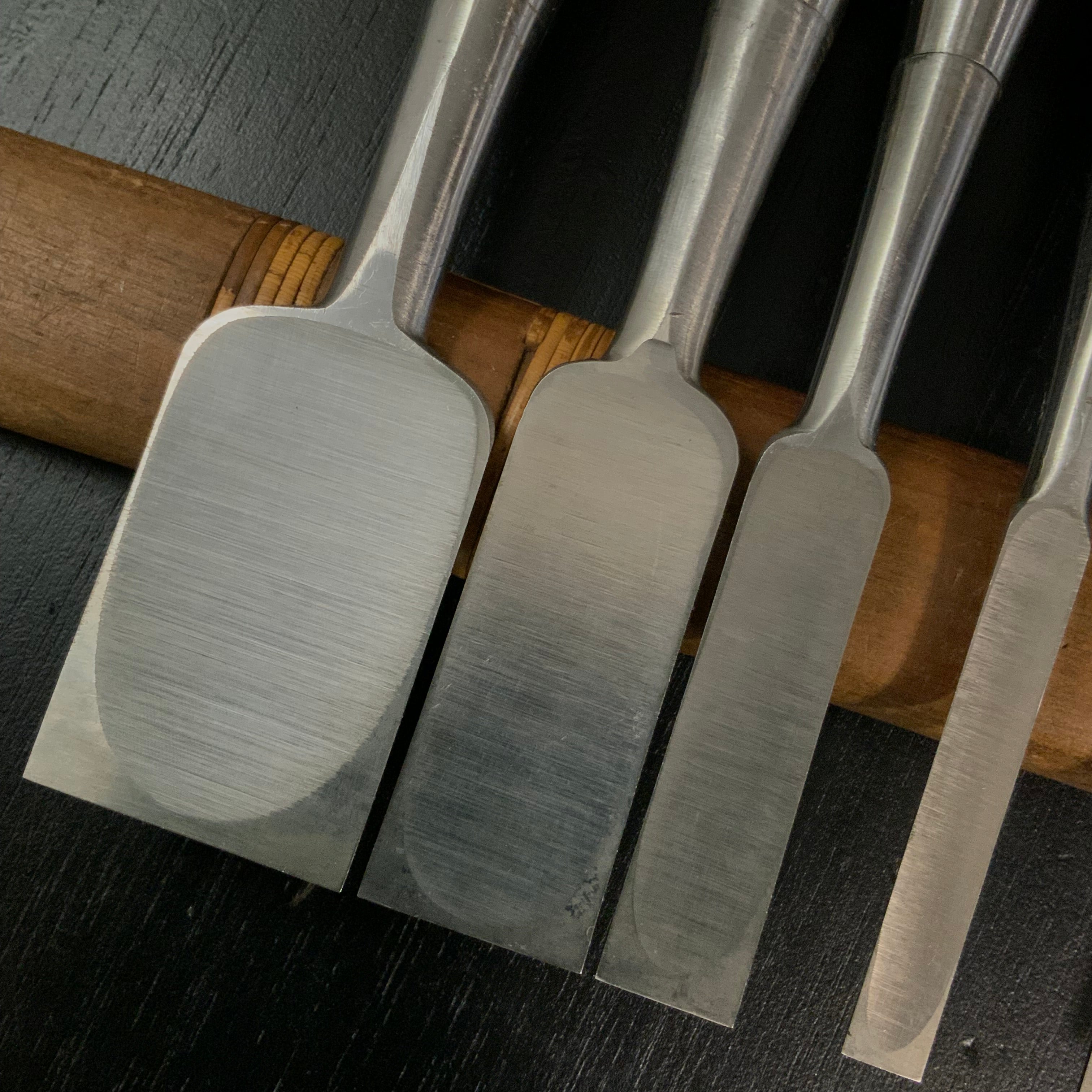 #M174 Mixed set High-Speed Steel Dovetail Bench chiselset 掘出し物 バラ鑿合わせ ハイス 鎬鑿 6本組