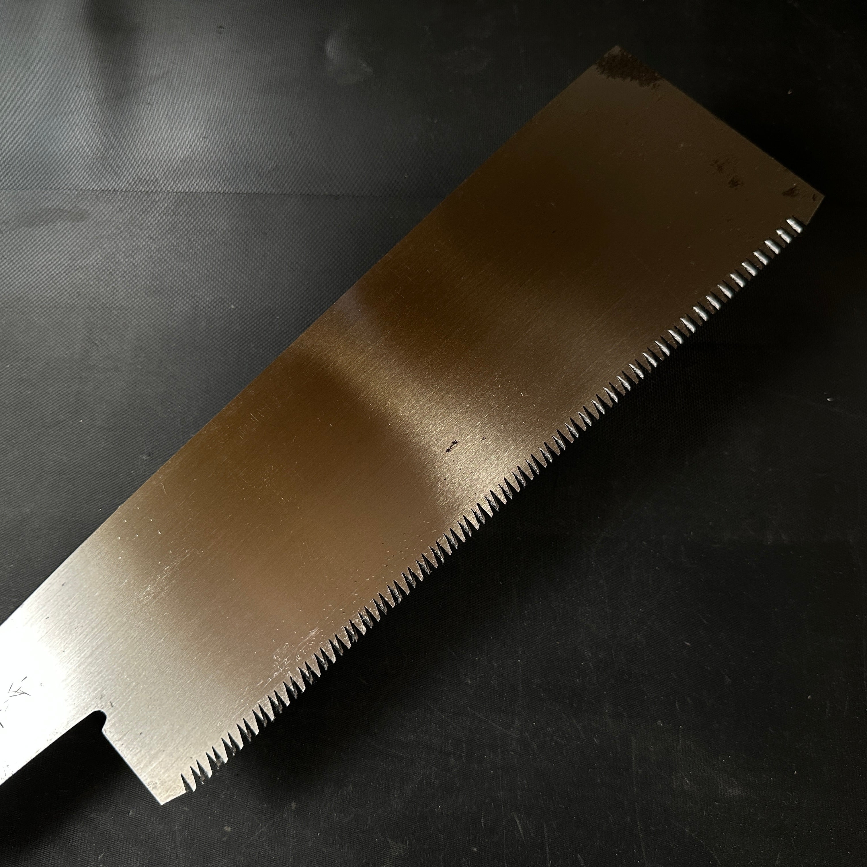 #K3 Ready to use! Old stock Single Edge Cross cut Hand Made Saw with Eddy Type Handles set by Kurashige 直ぐ使い 倉重栄助氏目立 渦巻き柄 片刃鋸 横挽 300m