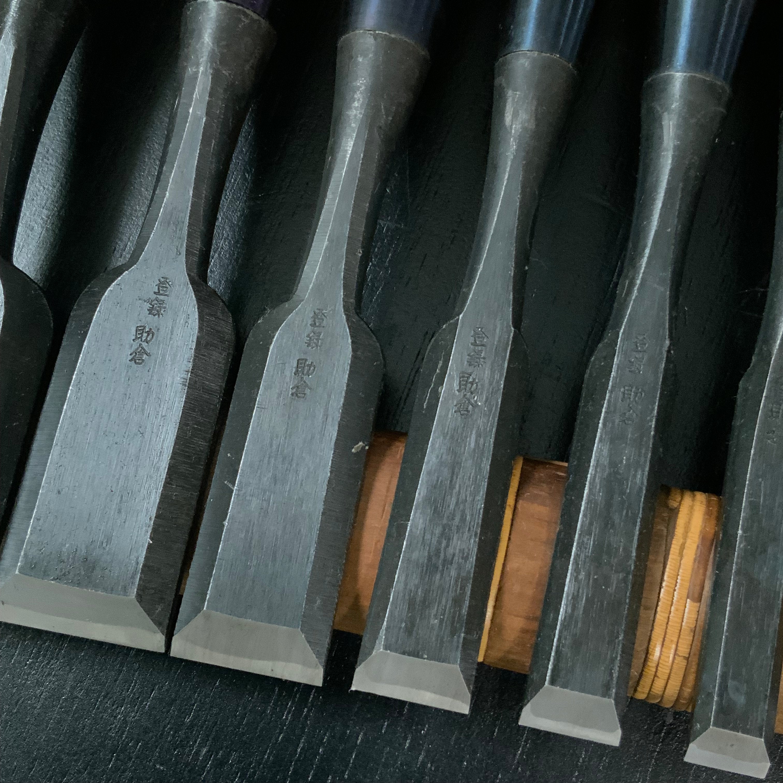 Sukekura Bench chisels set with White steel 10pc / 助倉 追入組鑿 10本組 白紙鋼 Oirenomi