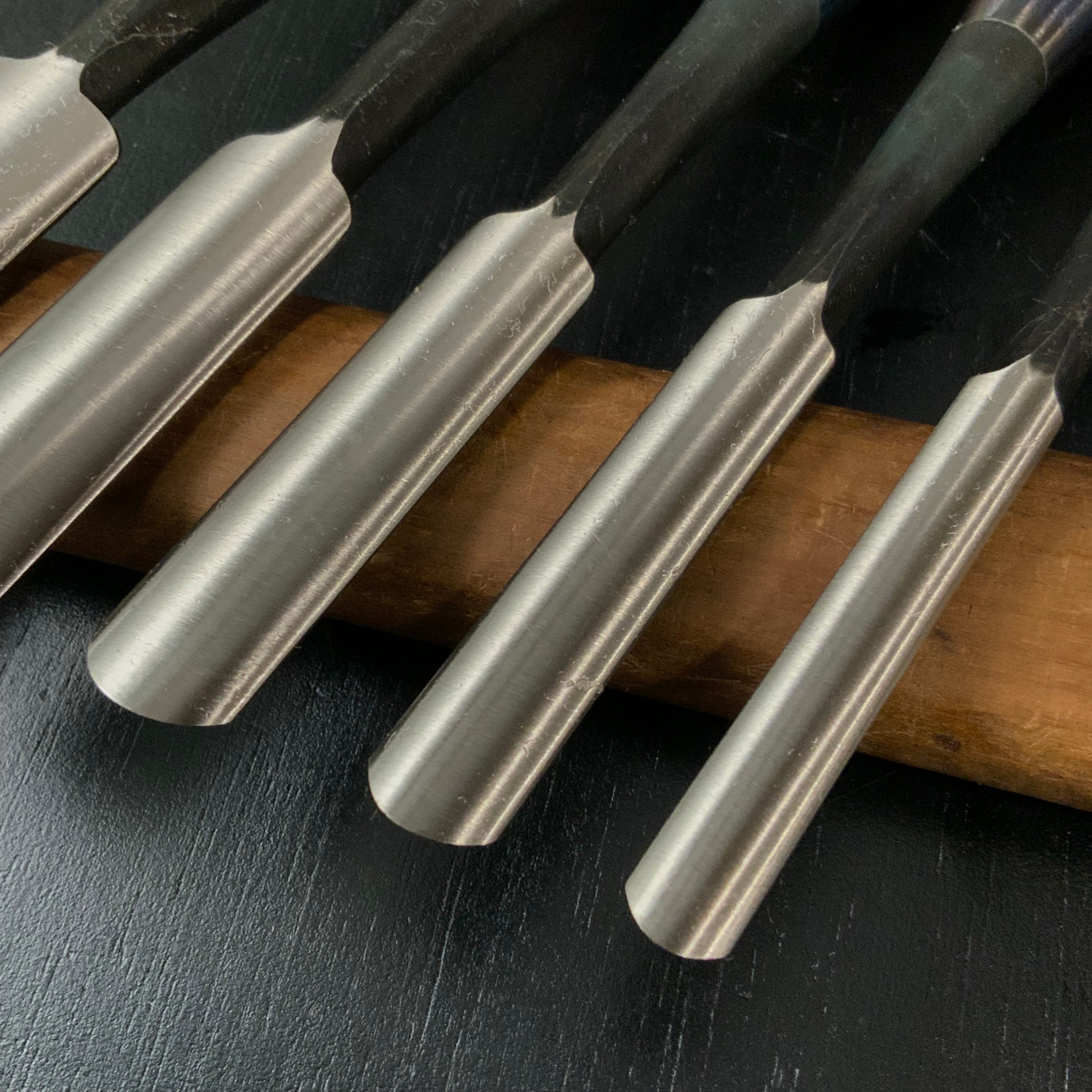 Unknown Soto maru chisels set with White steel 作者不明 外丸組鑿 5本組 Sotomarunomi