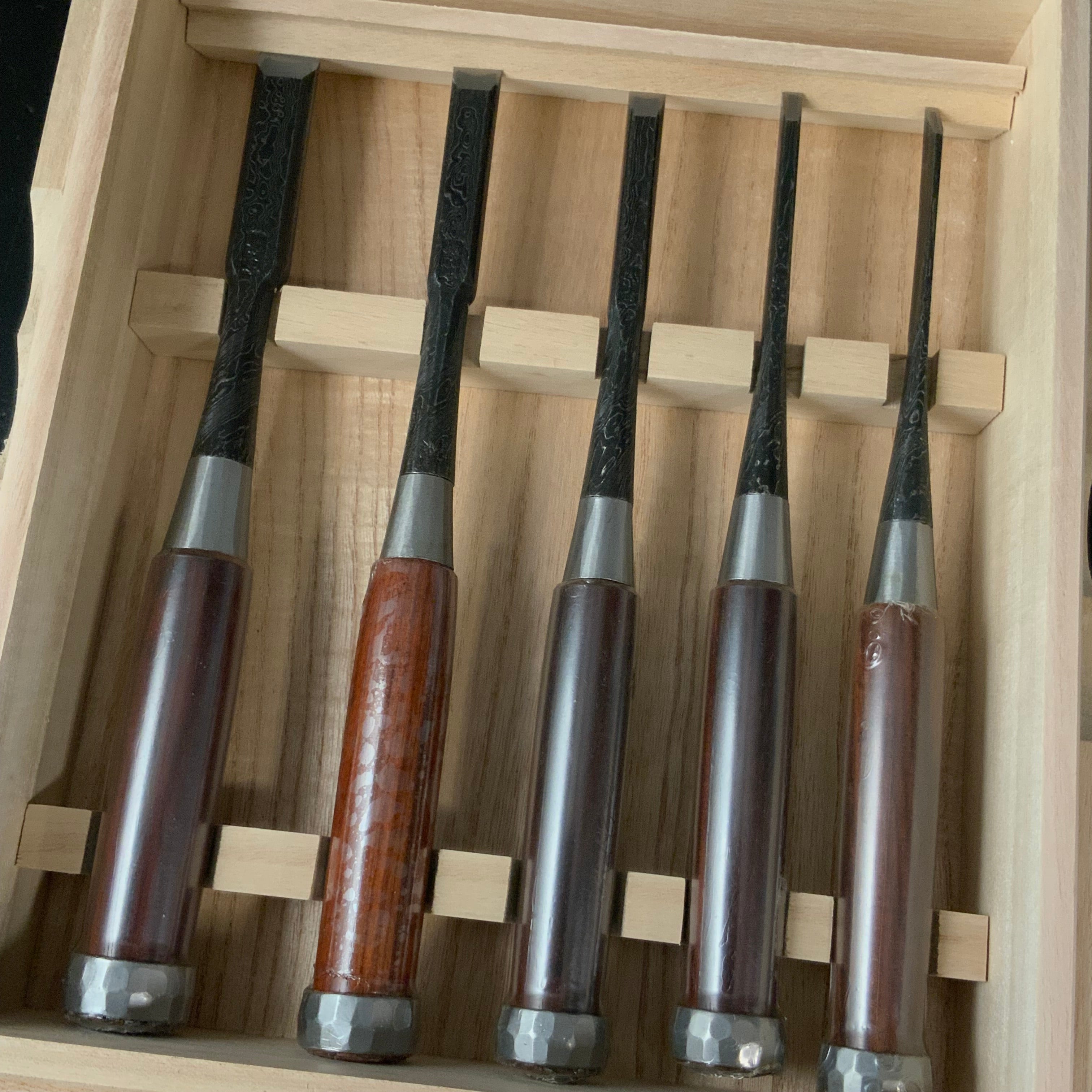 Tasai Mokume Special Bench chisels set with Rosewood handle 田斎作 木目造り 追入組鑿 5本組 紫檀柄