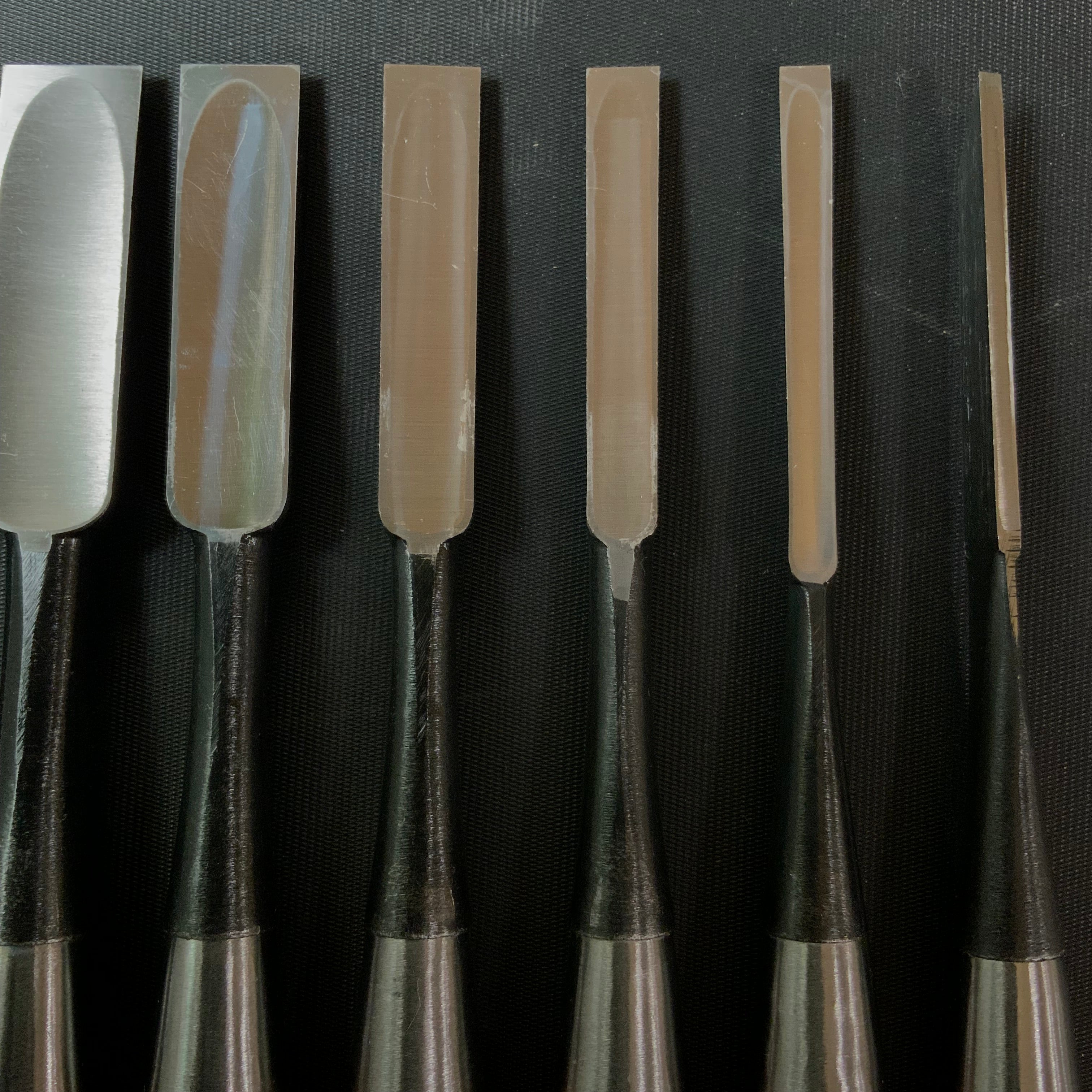 Yoshitaka Bench chisels set (Oirenomi) / 義隆 追入組鑿 10本組
