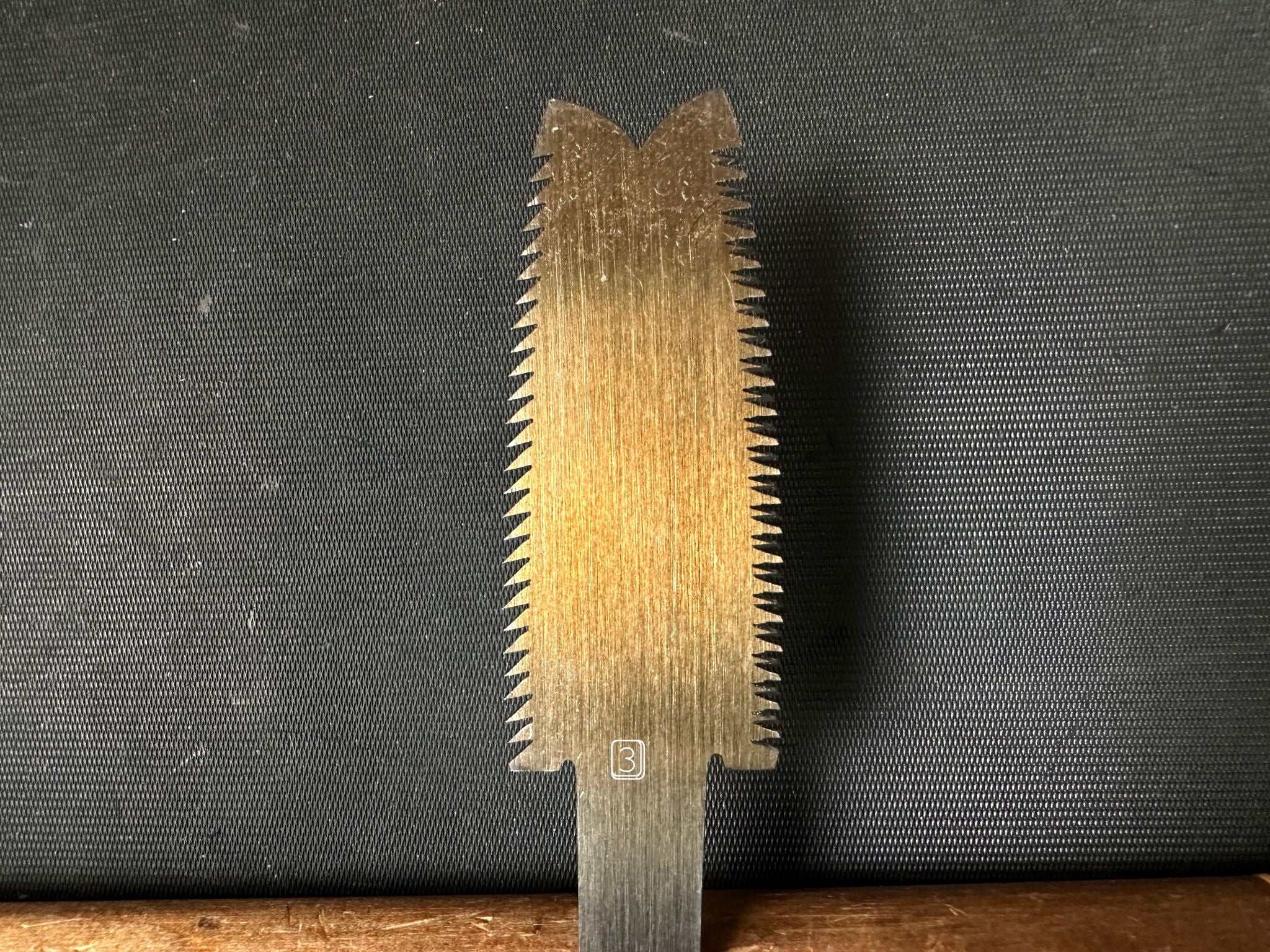 Old stock Ready to use Azebiki(Tomomitsu) Nokogiri Hand made saw 掘出し物 目立て済み 畔挽き鋸 60mm