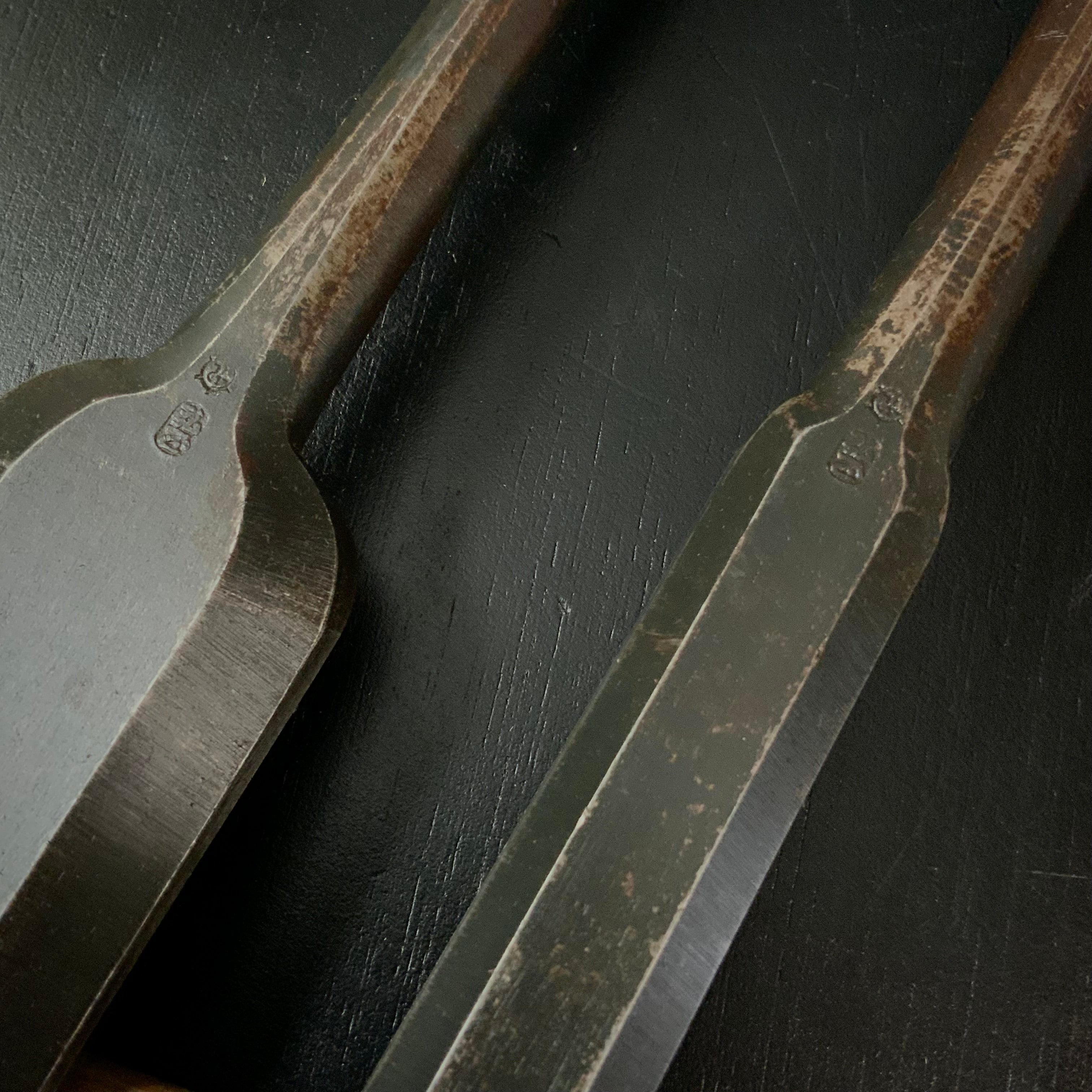 Old stock Hiromasa Slick Chisels set (Ootsuki-nomi, Hontsuki-Nomi) 掘出し物 弘正 本突き組鑿 48,24mm