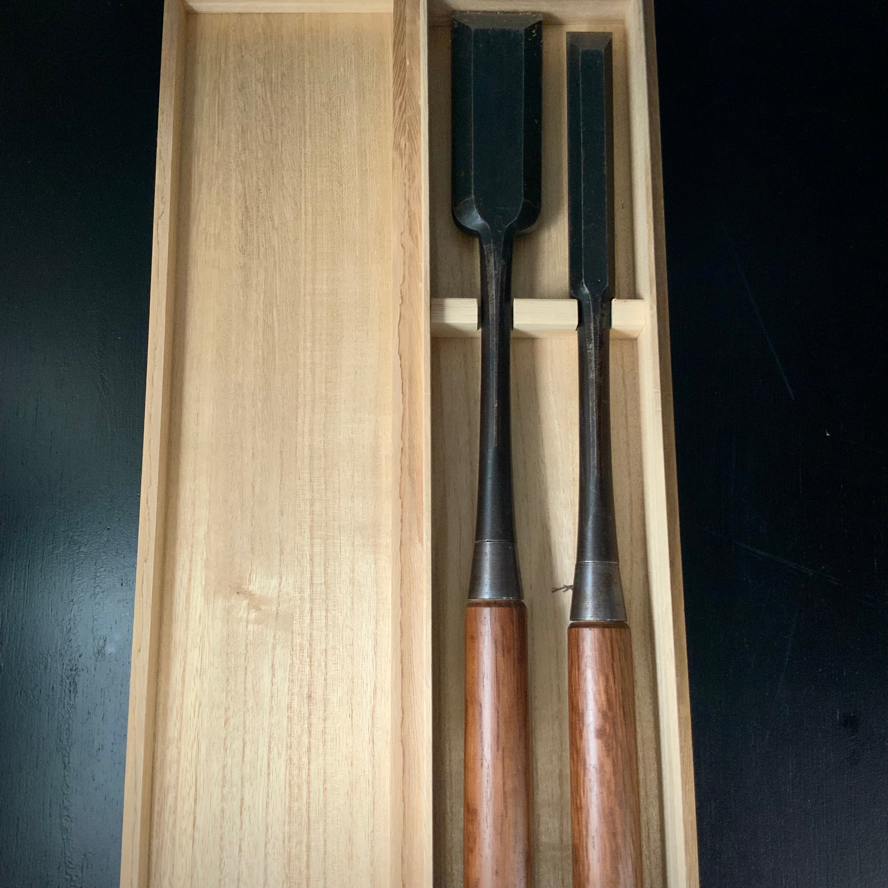 Old stock Hiromasa Slick Chisels set (Ootsuki-nomi, Hontsuki-Nomi) 掘出し物 弘正 本突き組鑿 48,24mm