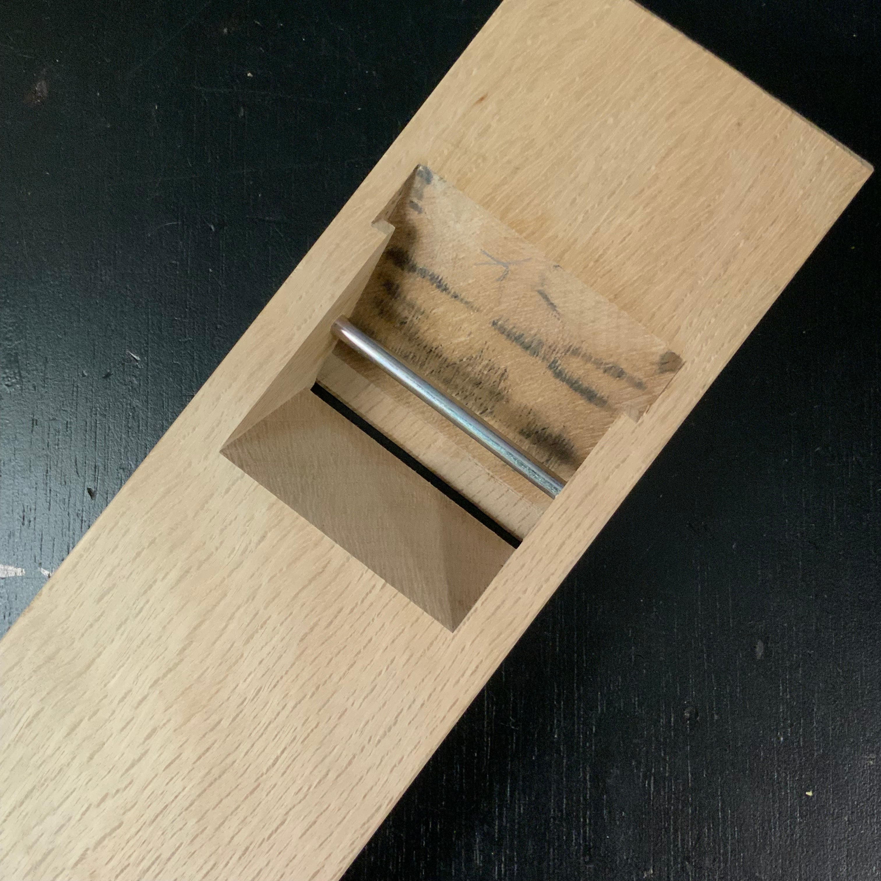 Old stock Kokorozashi Yabane Black Smoothing Plane (Kanna) by Ishido 掘出し物 志 10代目石堂輝秀 黒矢羽仕上げ鉋 小吉屋台入 70mm