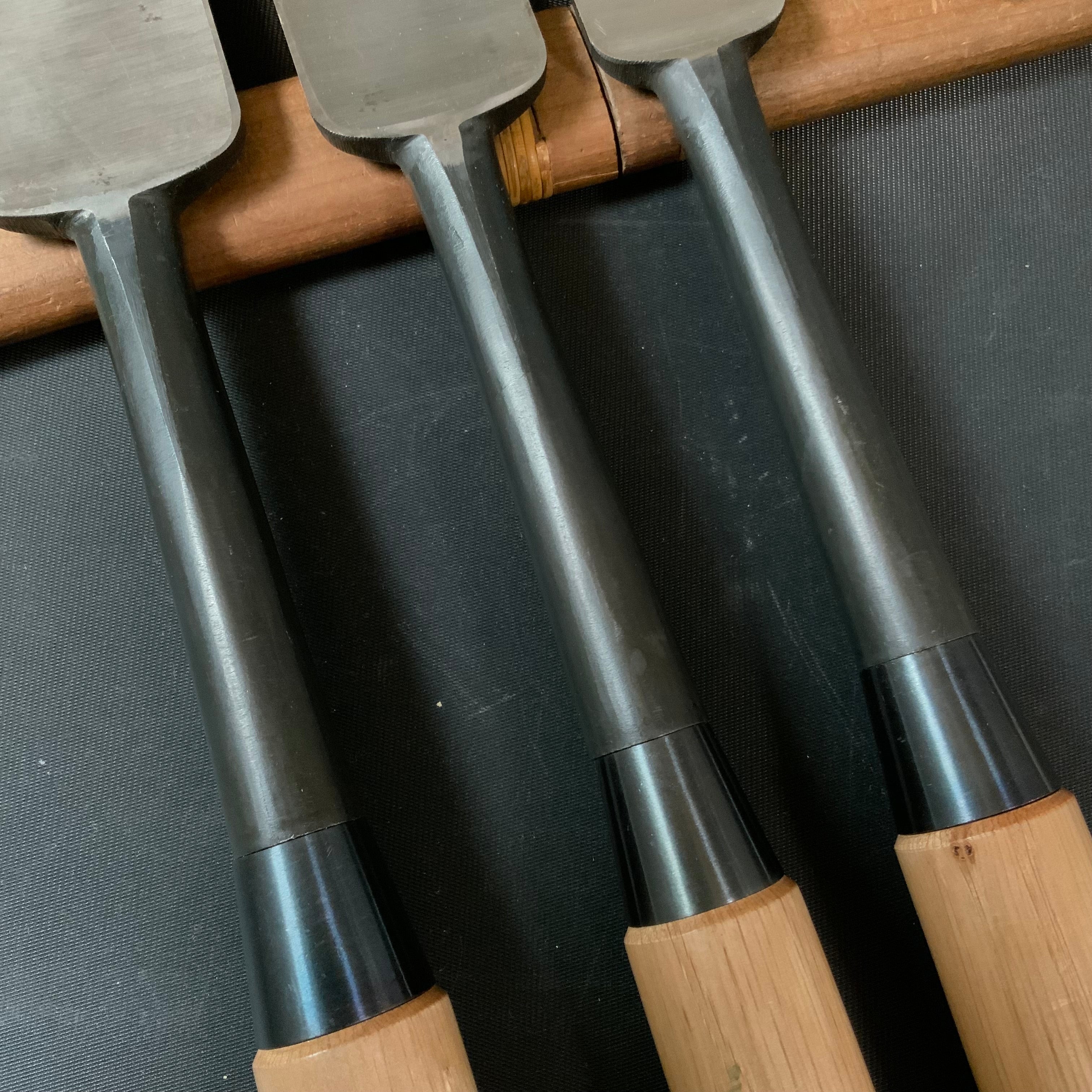 Old stock Kuniaki Slick Chisels (Anayanomi) 掘り出し物 國明作 穴屋鑿 30,42,48mm