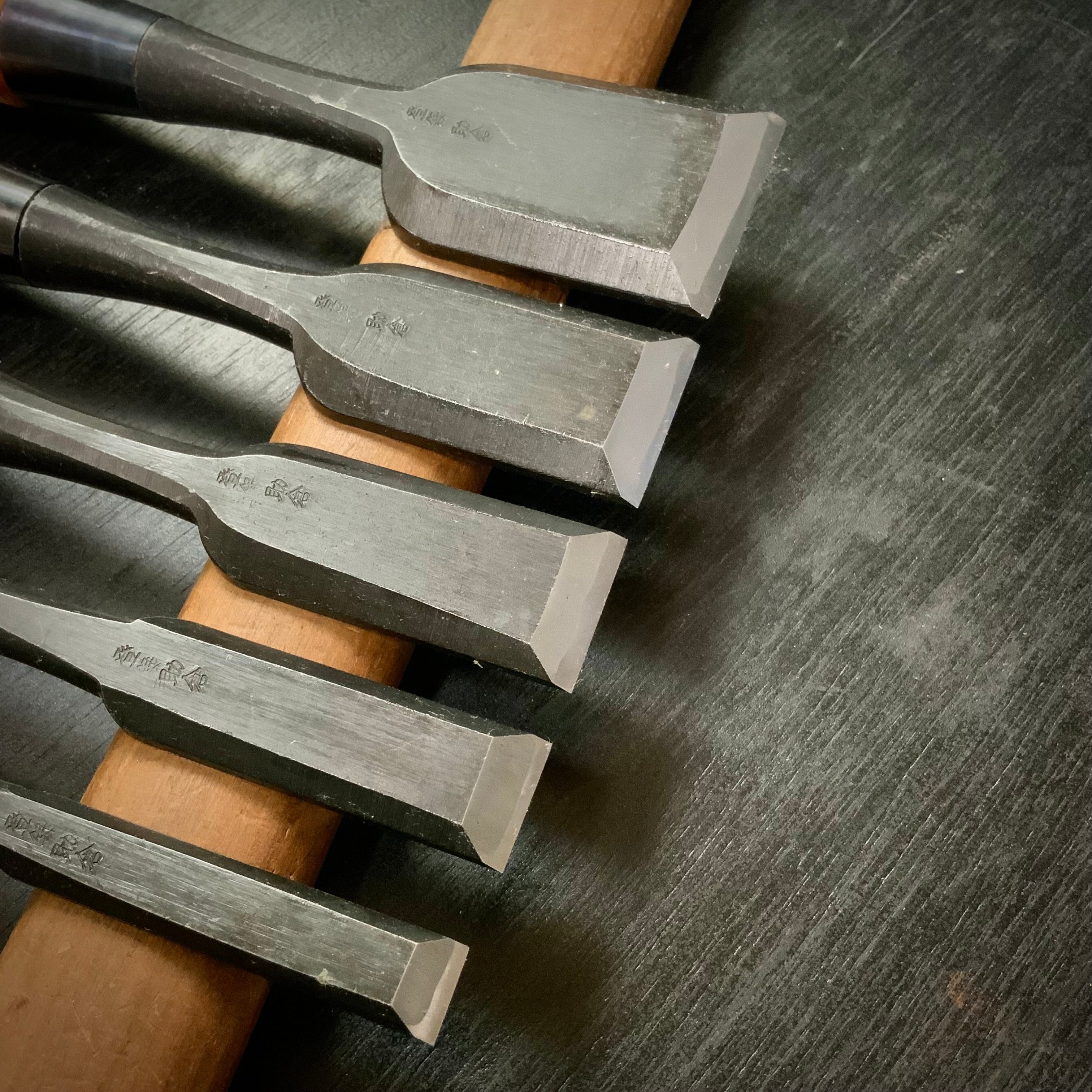 Sukekura Bench chisels set with White steel 5pc / 助倉 追入組鑿 5本組 白紙鋼 Oirenomi