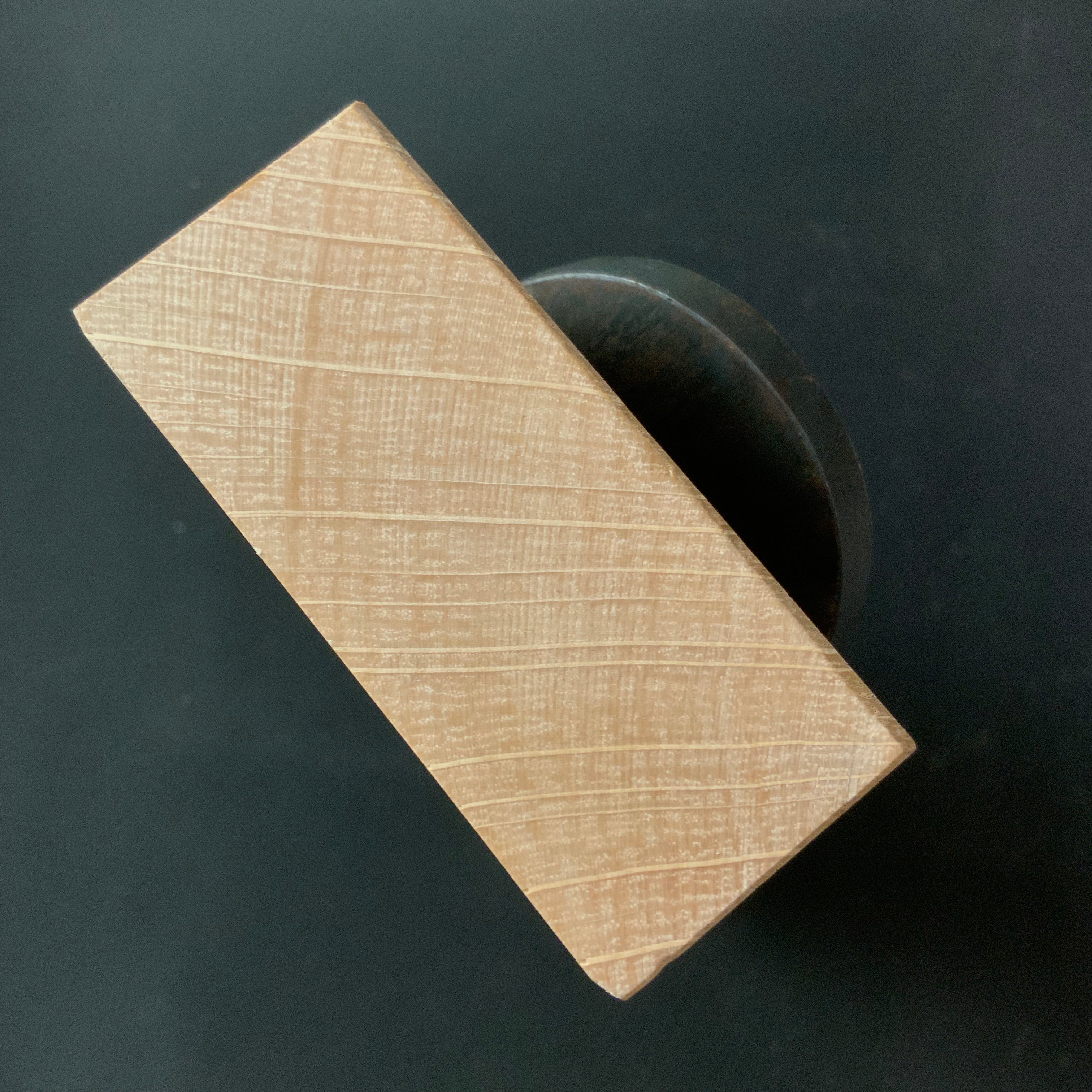 Old stock eleventh generation Teruhide Smoothing Plane (Kanna) 掘出し物 輝秀 十一代目 石堂秀雄作 仕上げ鉋 54mm