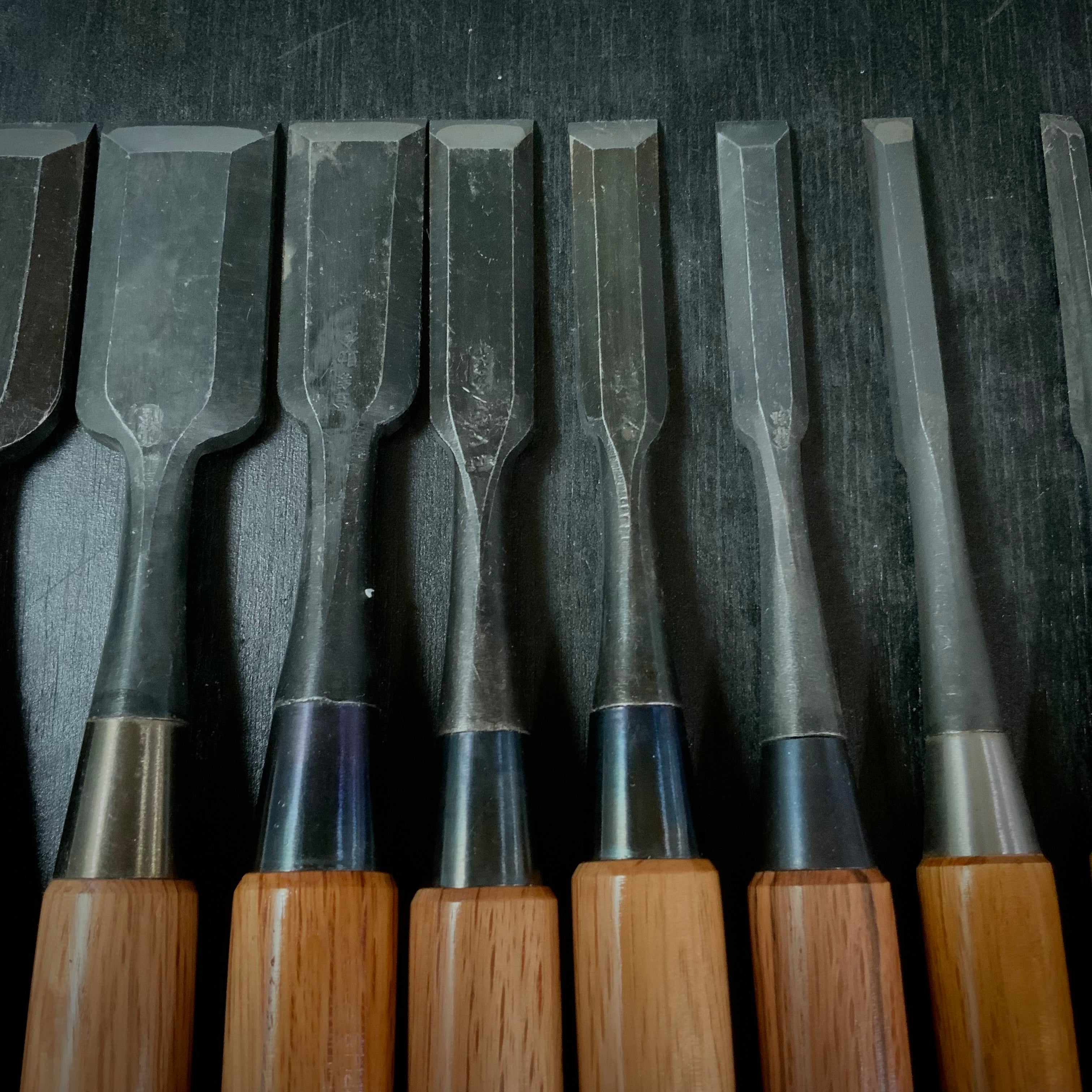 #M162 Mixed set for beginner Bench chisels set by unknown smith バラ鑿合わせ 初心者におすすめ 追入組鑿作者不明