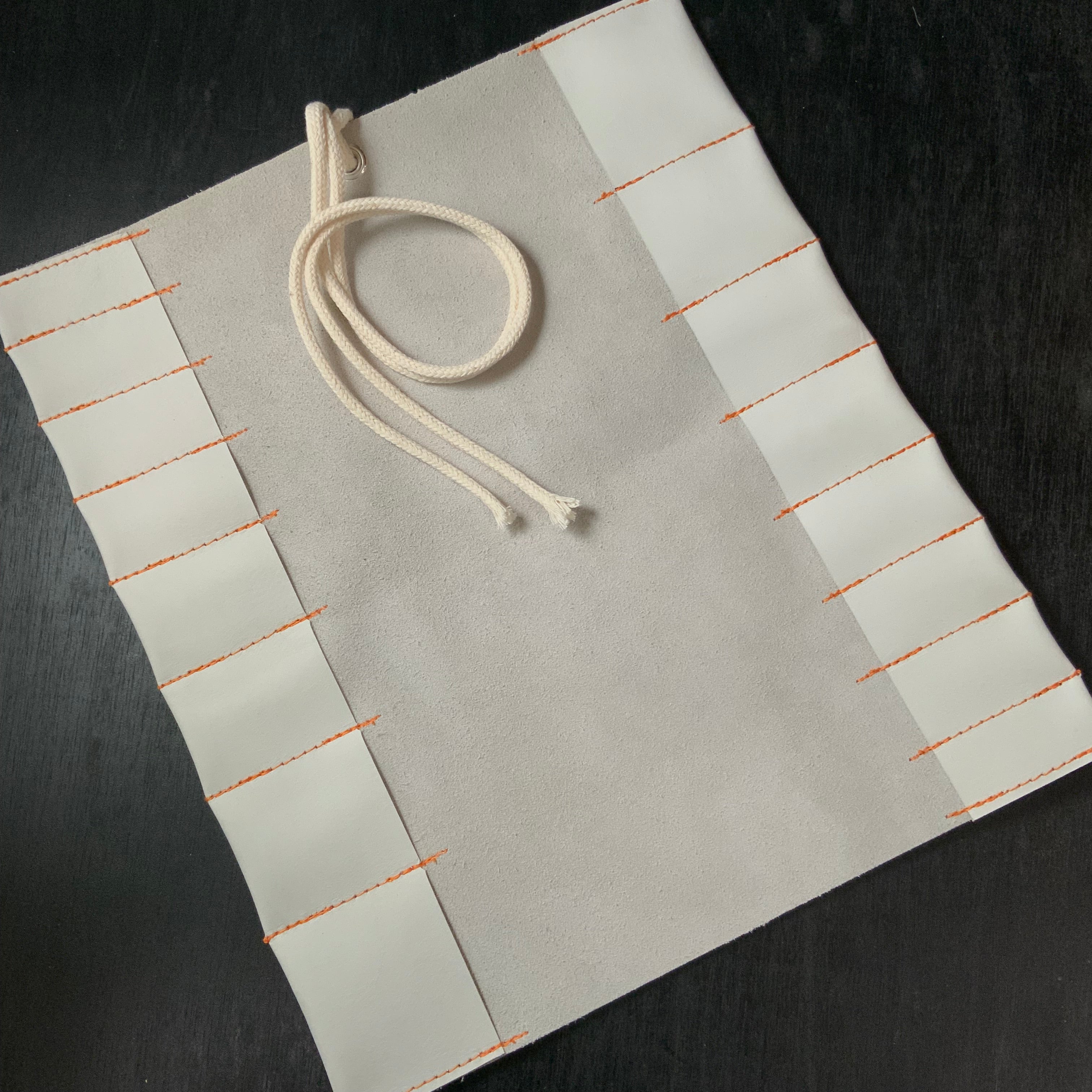 8 Timber chisels and Tool Leather Roll Bag 鑿巻き 厚鑿用 床革製 (中) Middle size 8本収納