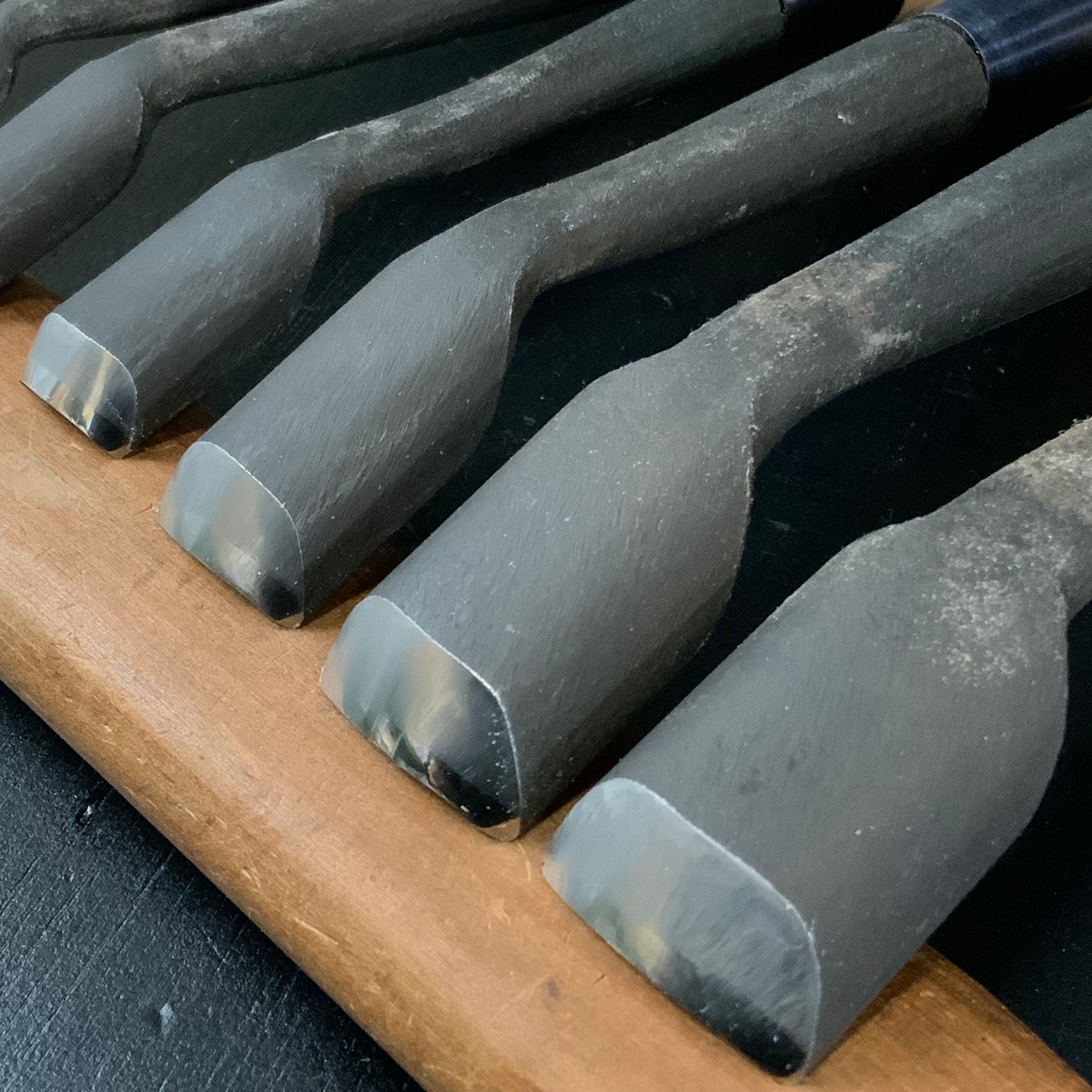 Chotousei Spoon chisels set Carving chisels with blue steel advanced grade 彫刀晟 小倉彫刻刃物製作所 丸曲組鑿 青紙鋼 特上品
