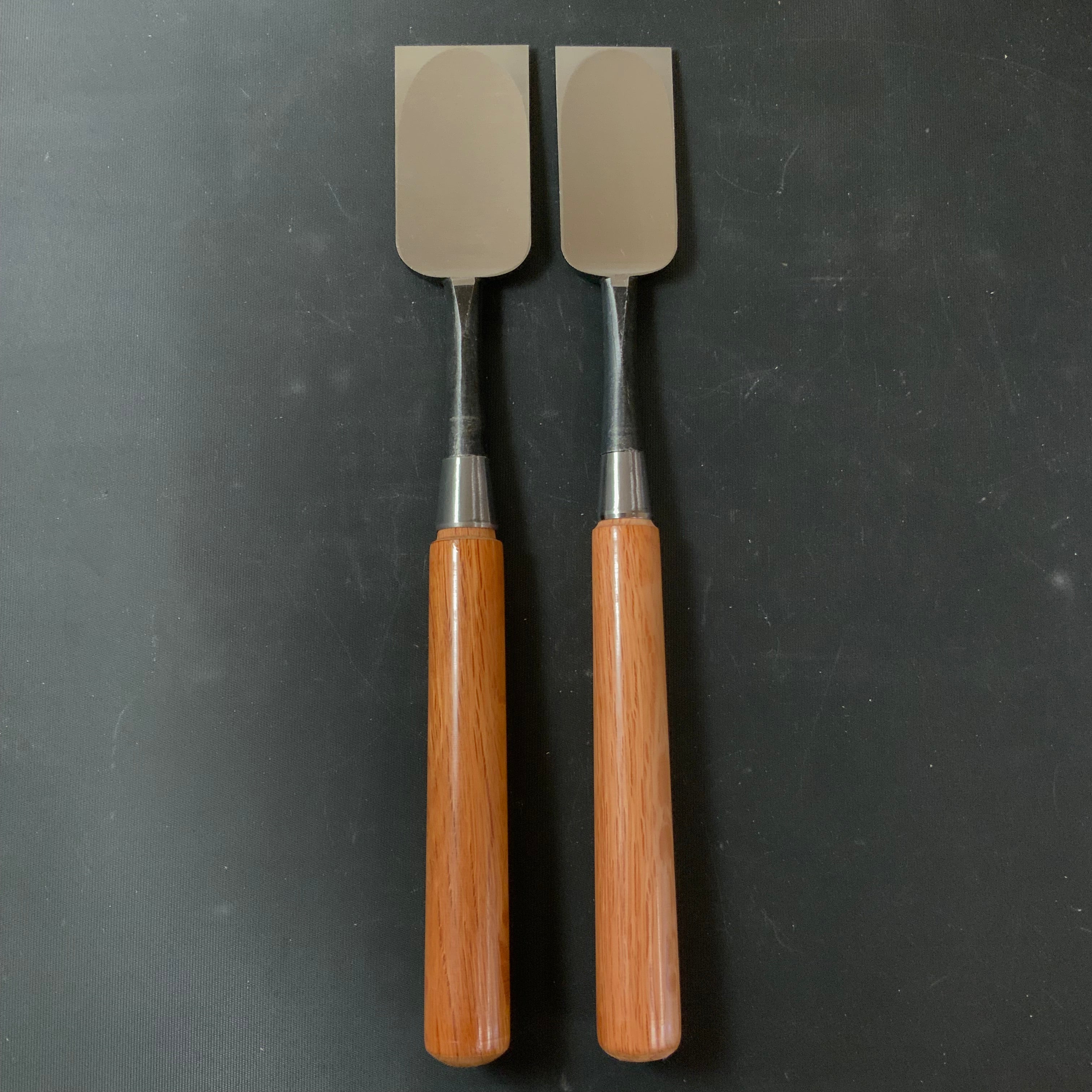 Old stock Yoshitaka Usunomi chisels Tatakinomi 掘出し物 義隆 薄鑿 42mm 48mm