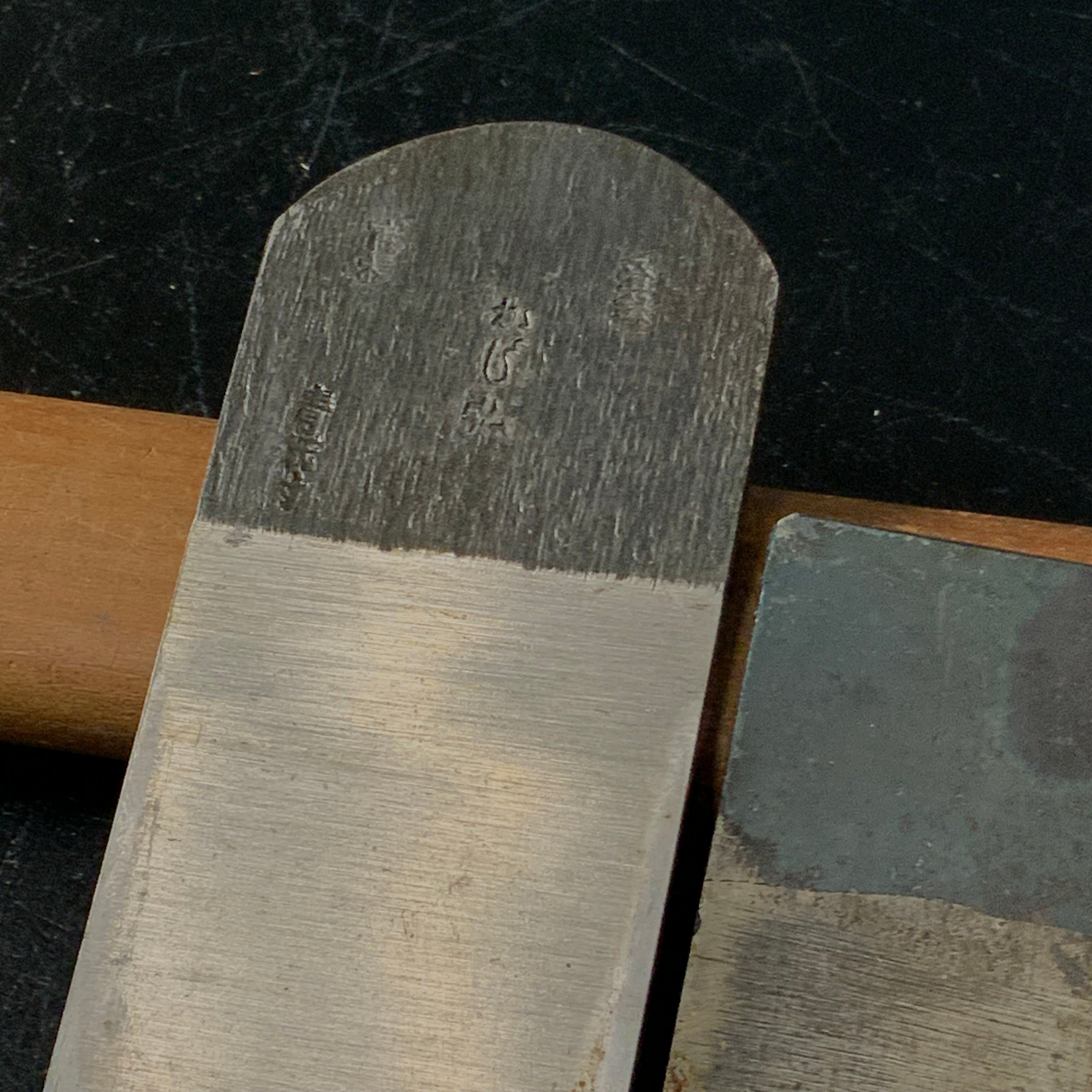 Old stock Kajihiro Small Rounding Plane (Uchimaru Kanna) 掘出し物 内丸鉋 かじ弘 42mm