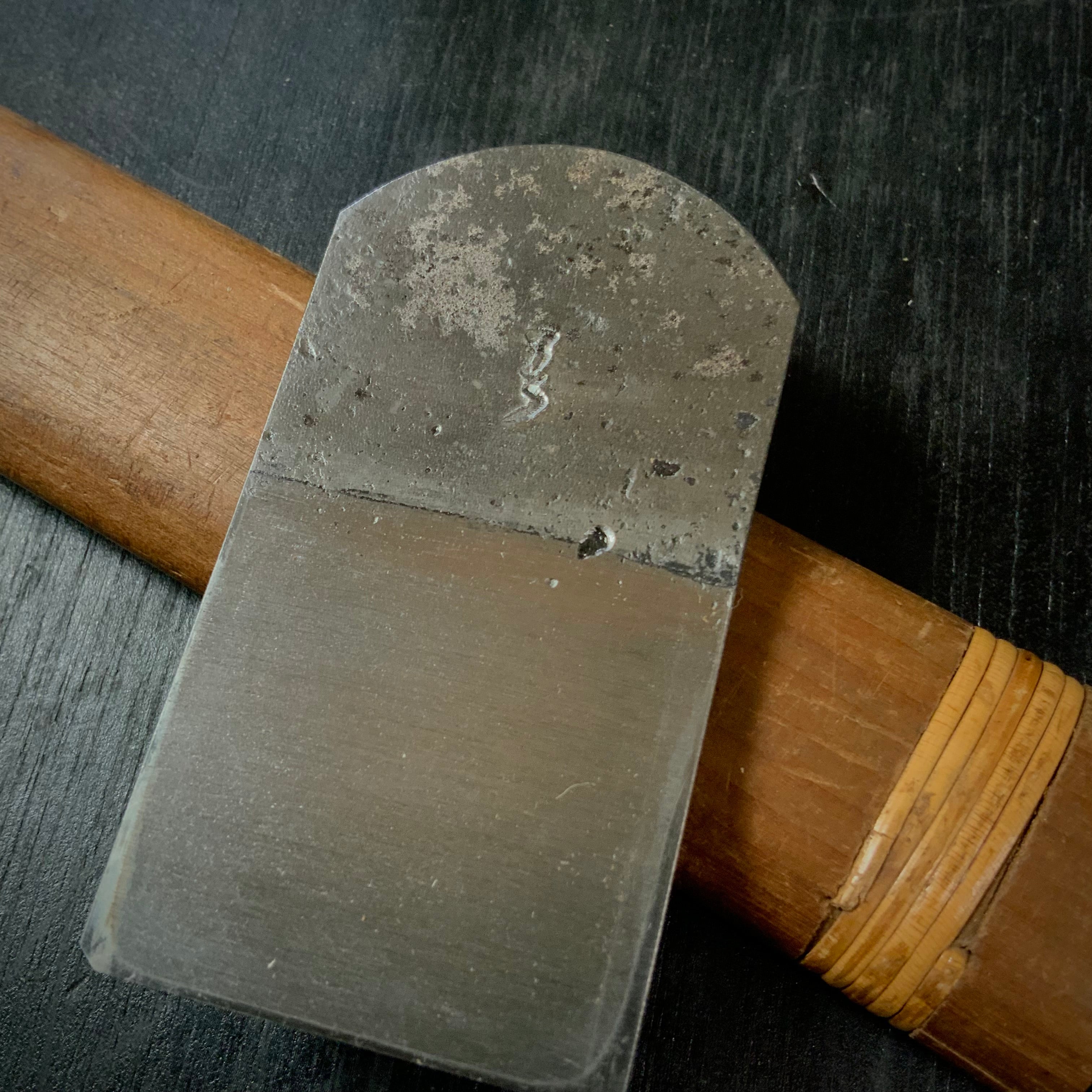 Keizaburo Mini Smoothing Plana(Kanna) / 圭三郎 豆平鉋 赤樫台入 42mm