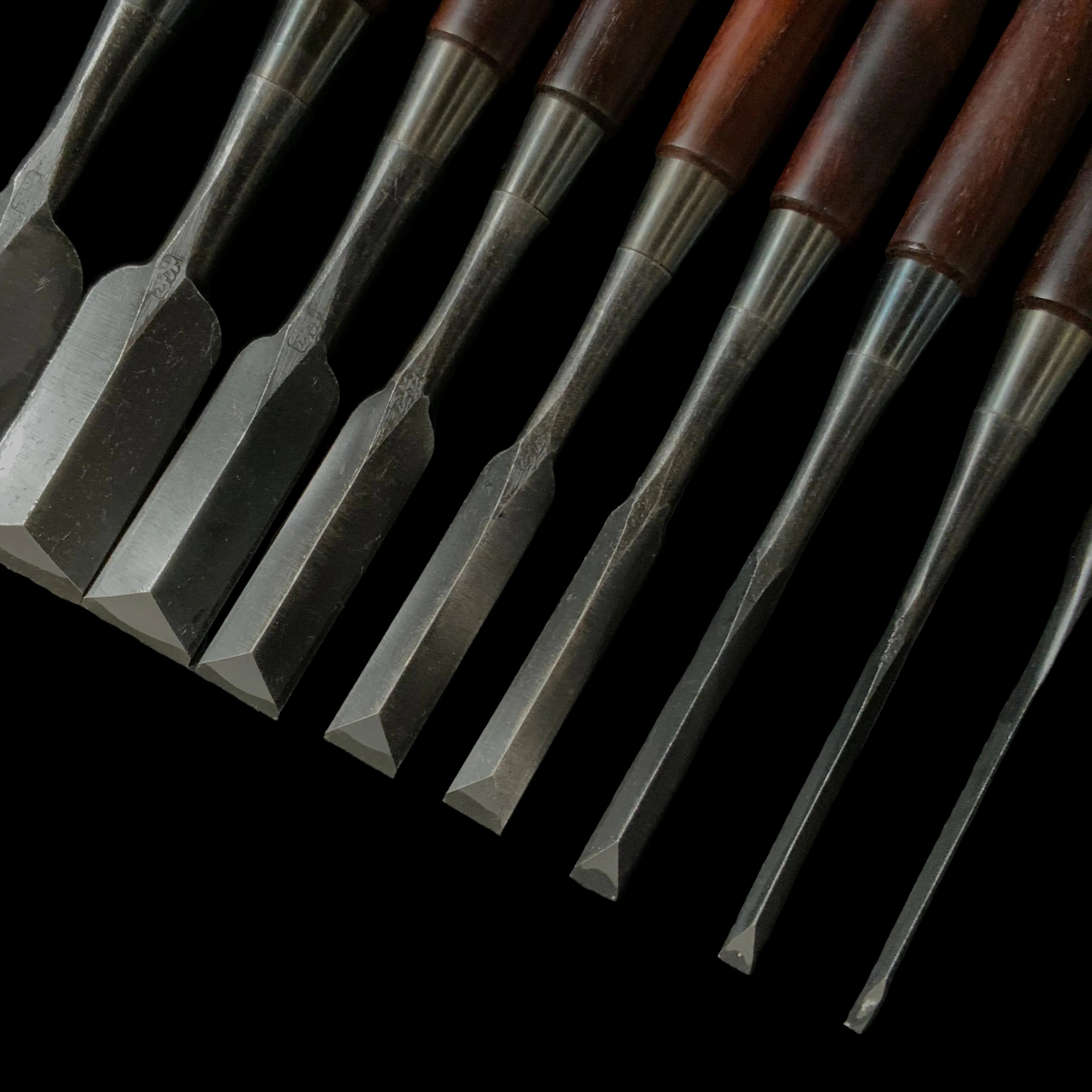 宗家大内 鎬追入組鑿 紫檀柄付 Ouchi Dovetail chisels set by Ouchi 4th generation
