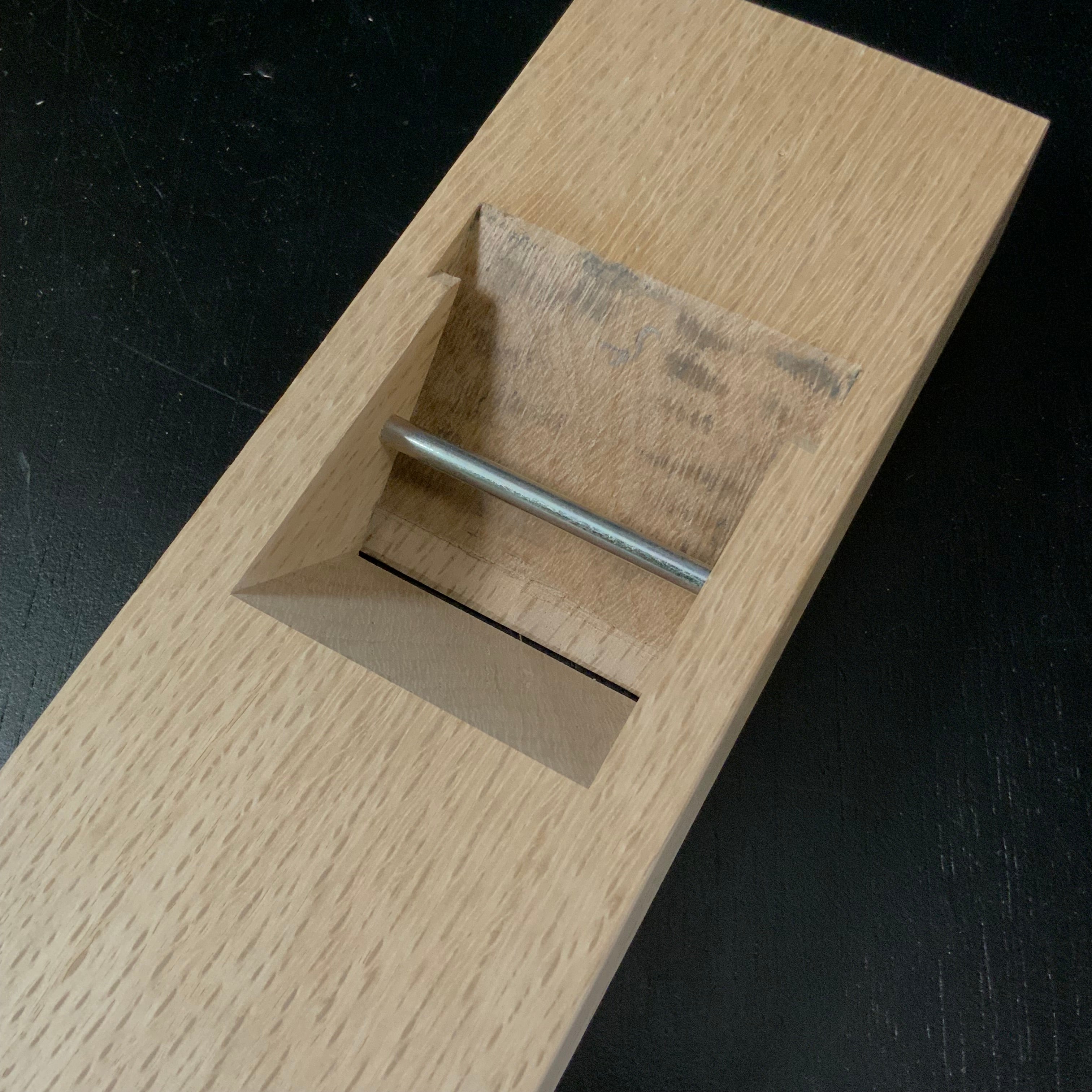 second class goods Hironobu Smoothing Plane (Kanna) by Ishido Master 石堂輝秀作 博信 矢羽根鉋 仕上げ鉋 65mm