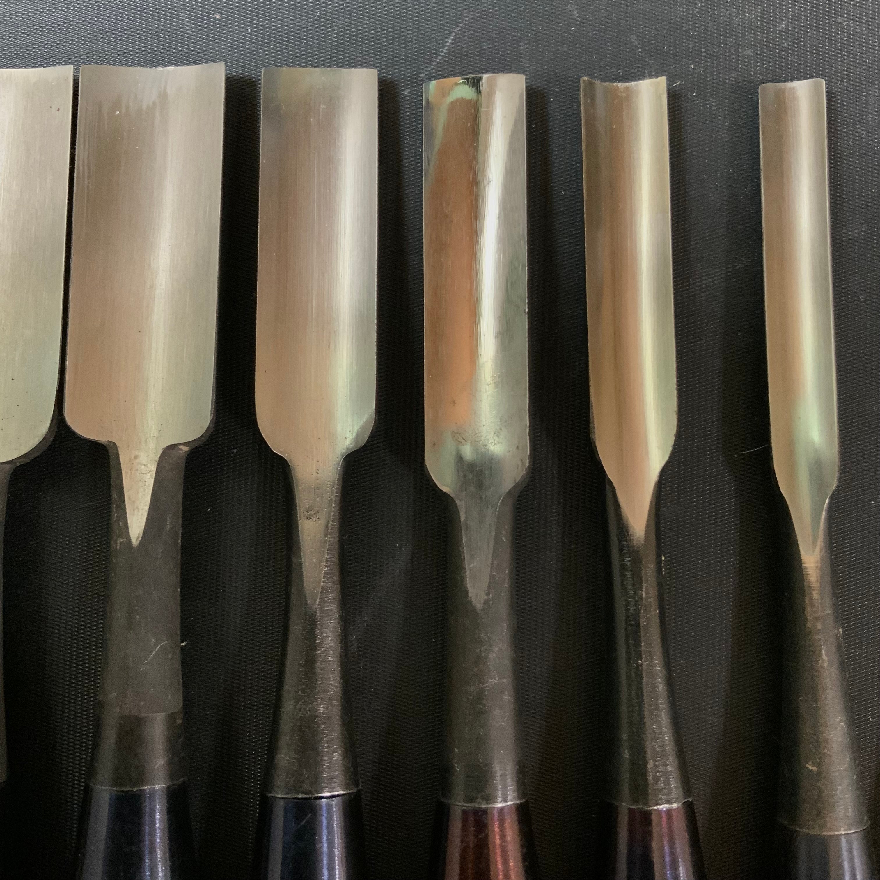 #13 Old stock Uchi maru bench chisels set with white steel 掘出し物 内丸追入組鑿 10本組 Uchimarunomi