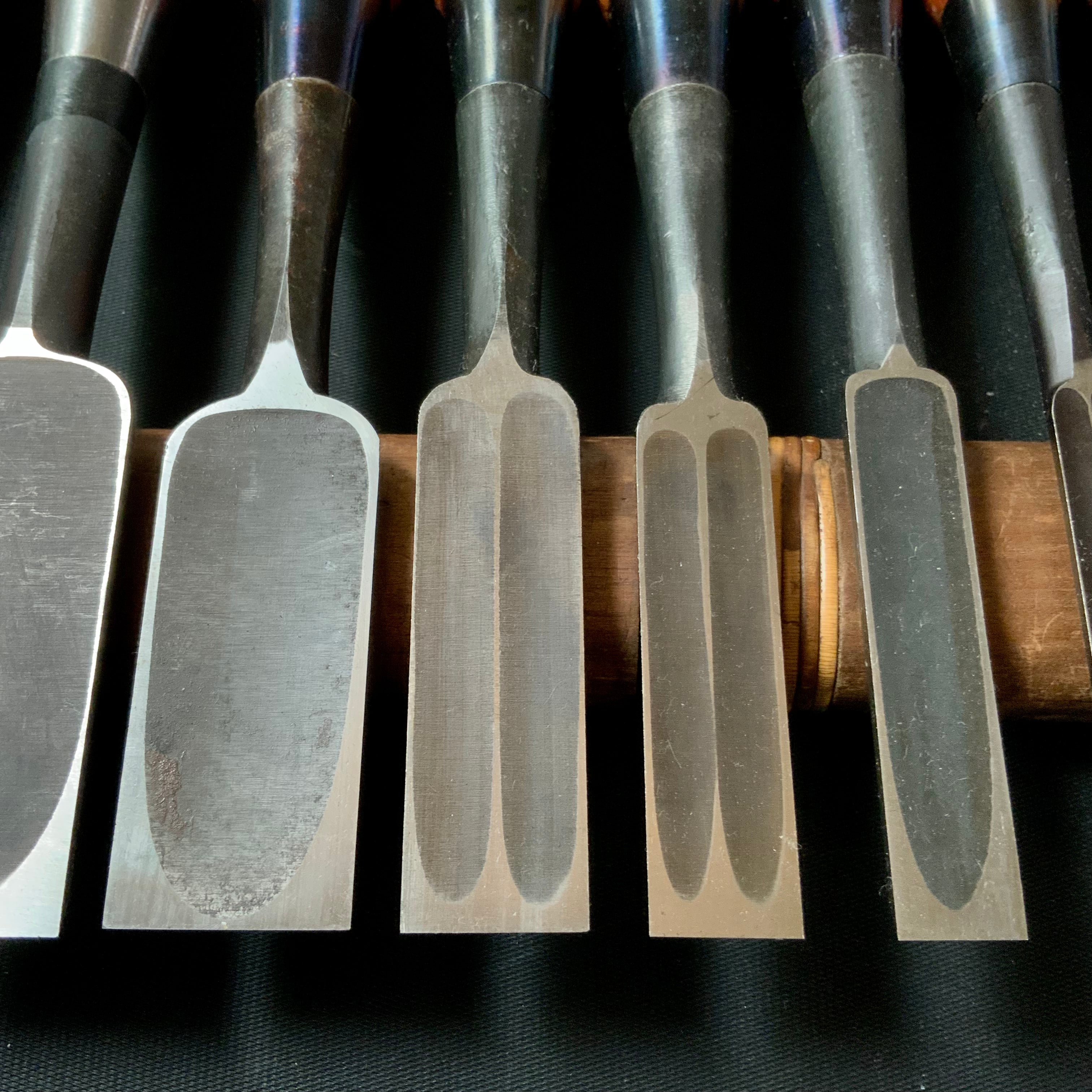 #M152 Mixed set for beginner Bench chisels set by unknown smith バラ鑿合わせ 初心者におすすめ 追入組鑿作者不明