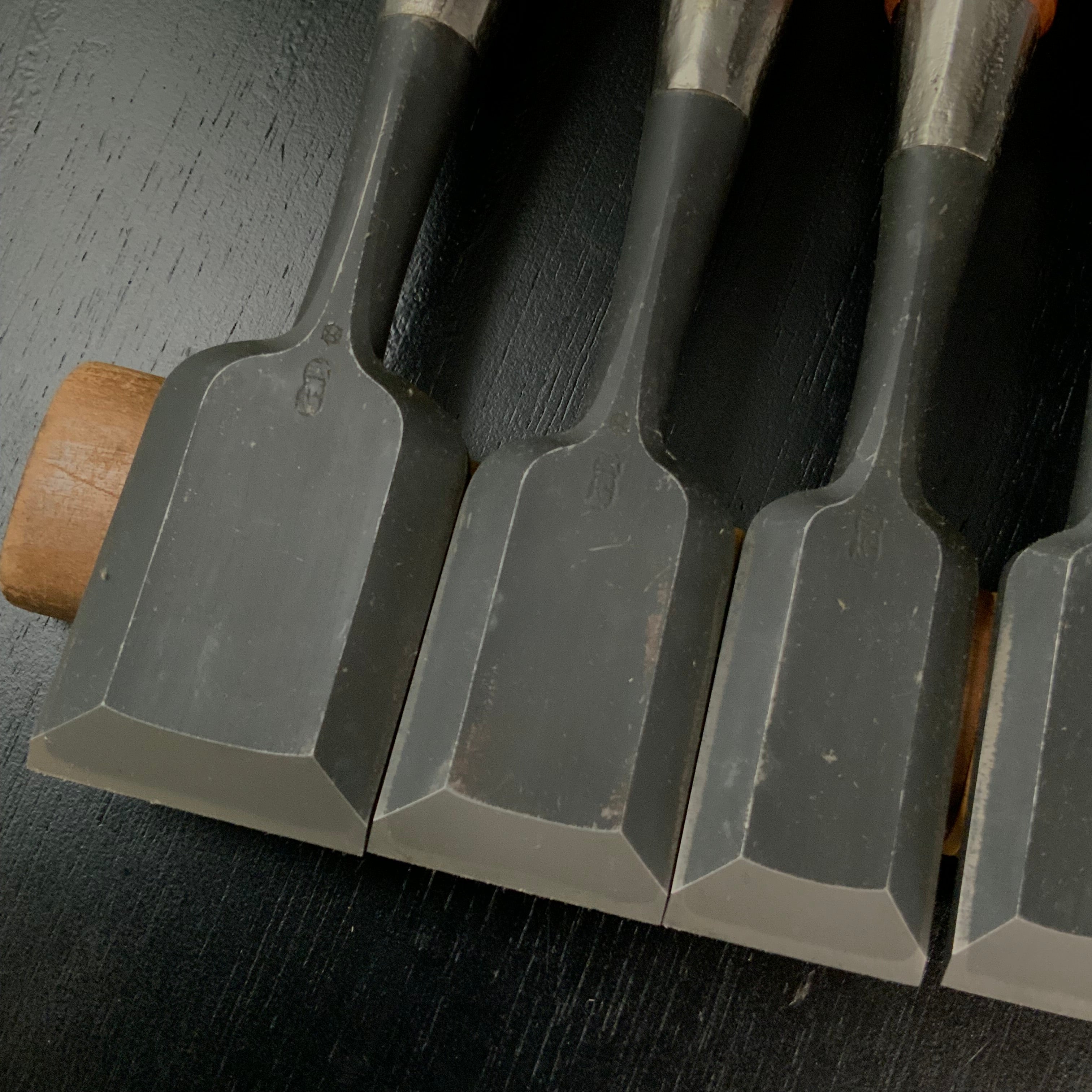 Old stock Ichihiro Bench chisels set 掘出し物 市弘 追入組鑿 Oirenomi
