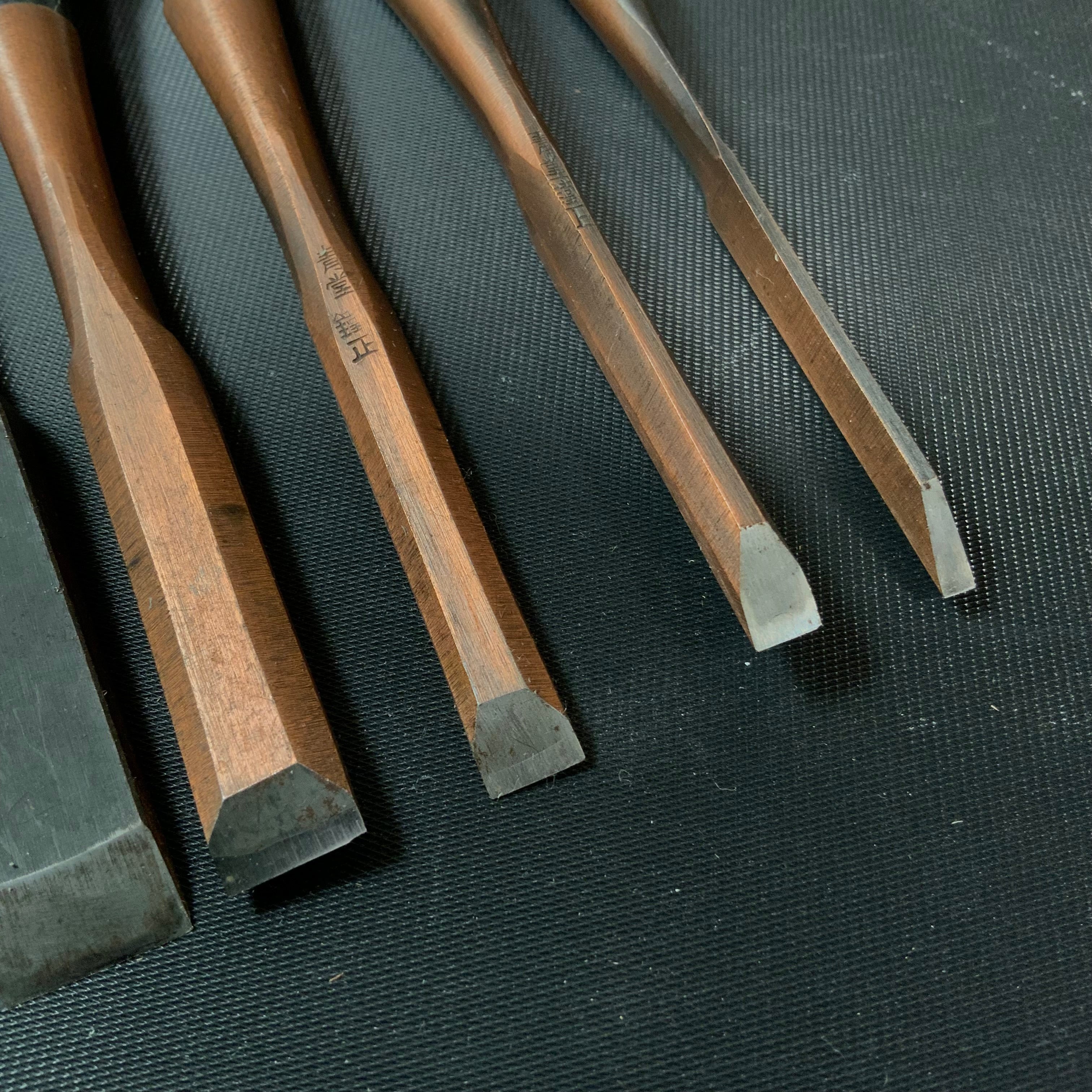 #M154 Mixed set for beginner Bench chisels set by unknown smith バラ鑿合わせ 初心者におすすめ 追入組鑿 作者不明