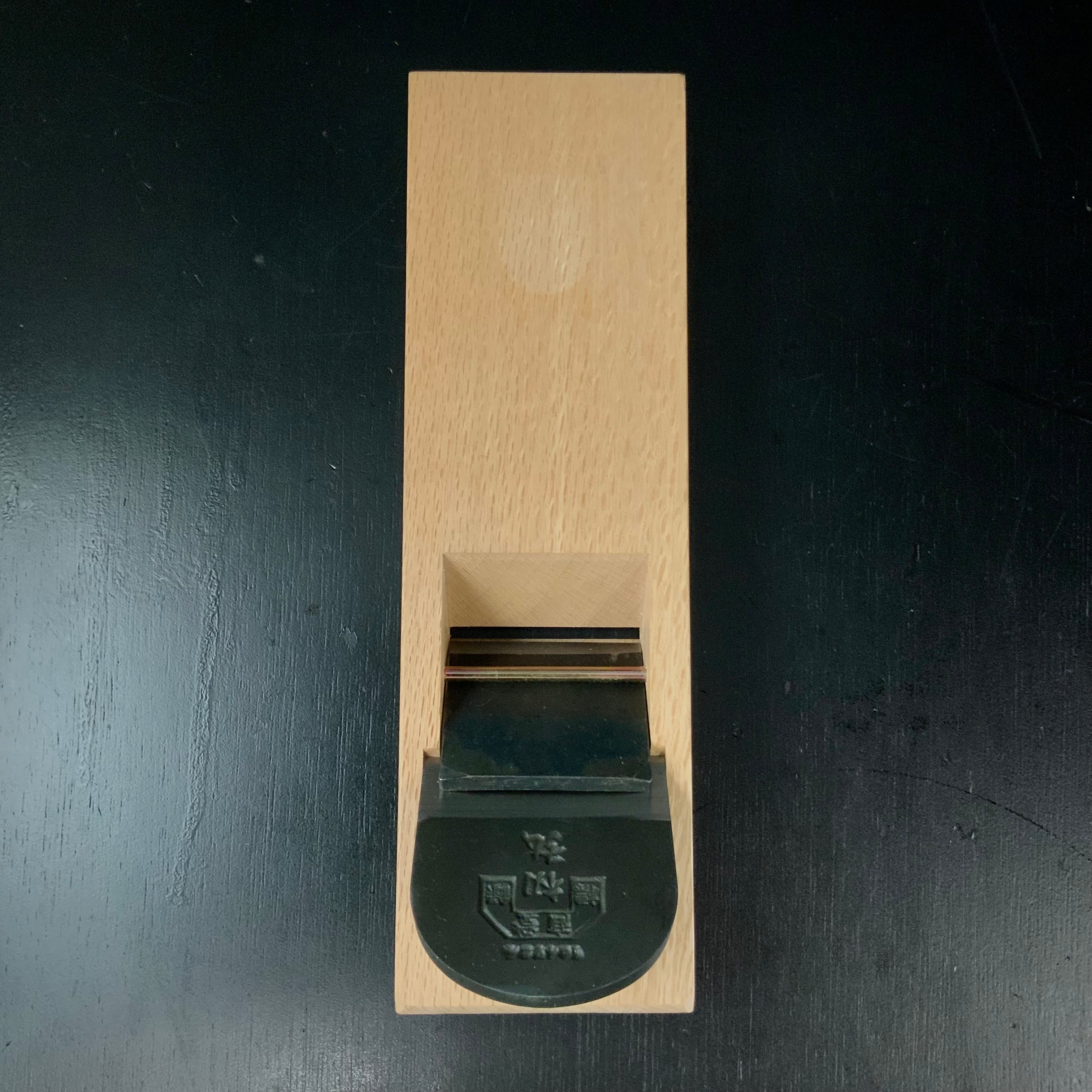 Old stock Hatsuhiro Smoothing Plane (Kanna) △ triangular stamp 掘出し物 初弘 △ 仕上鉋 70mm
