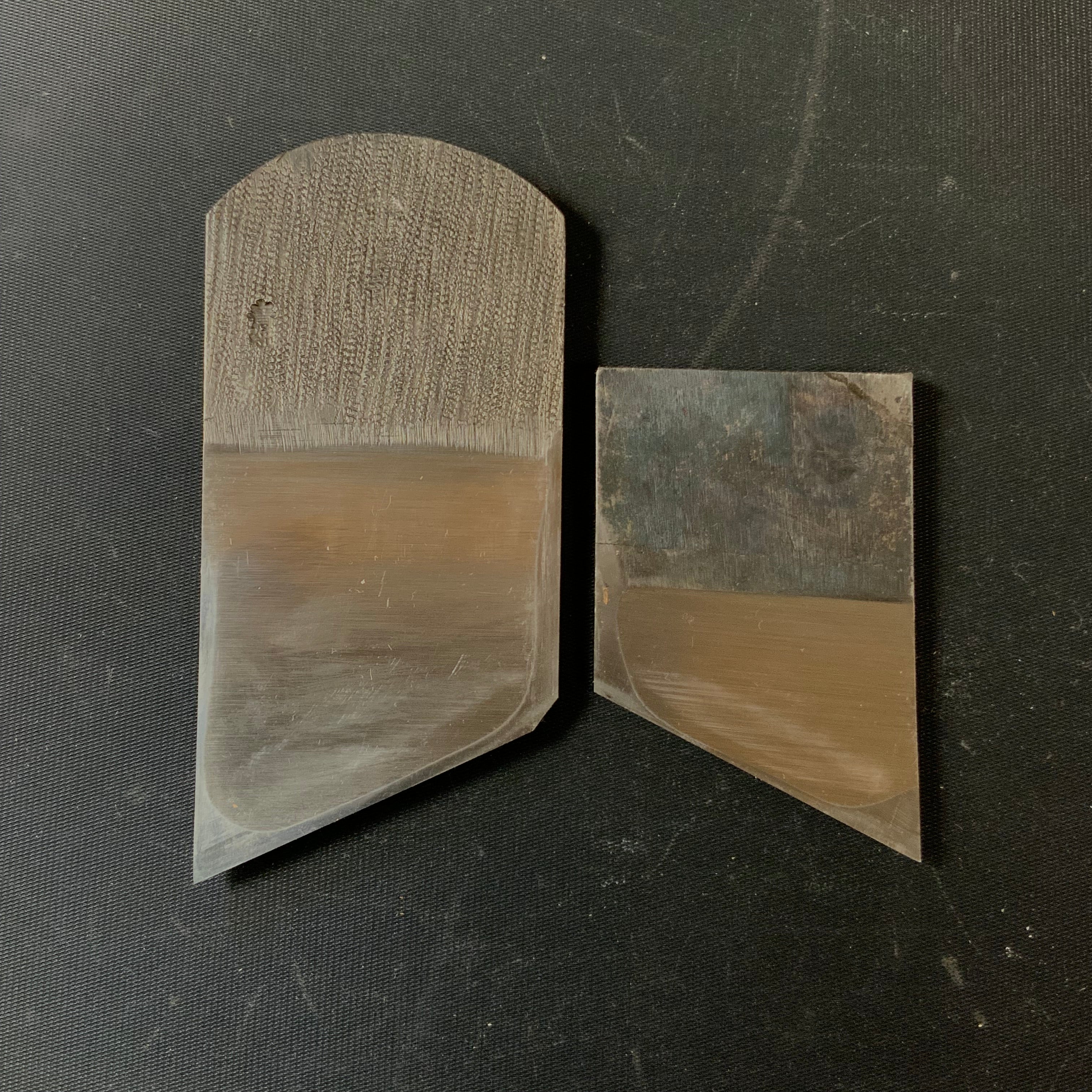 Old stock Chojiro Rabbet Plane ( Kiwa Kanna) with Blue steel. 掘出し物 長二郎 際鉋 右 赤樫台 54mm