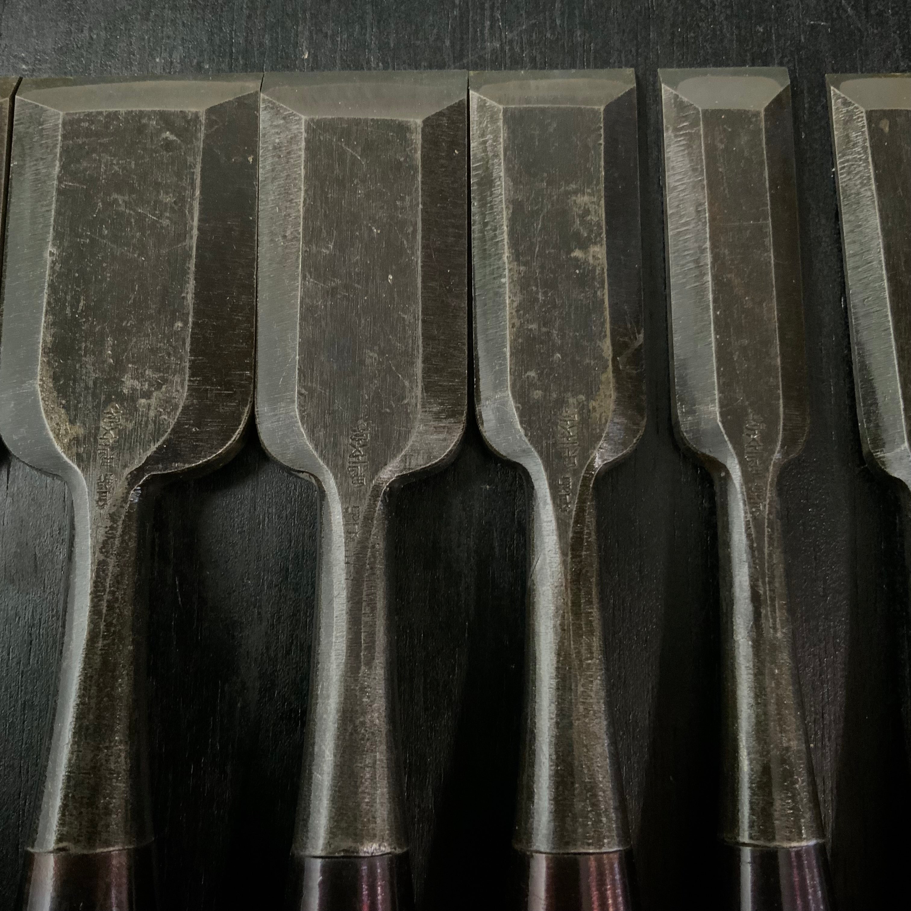 Old stock Oni-Ichimonji Bench chisels set 掘り出し物 鬼一文字 追入10本組鑿 Oiirenomi