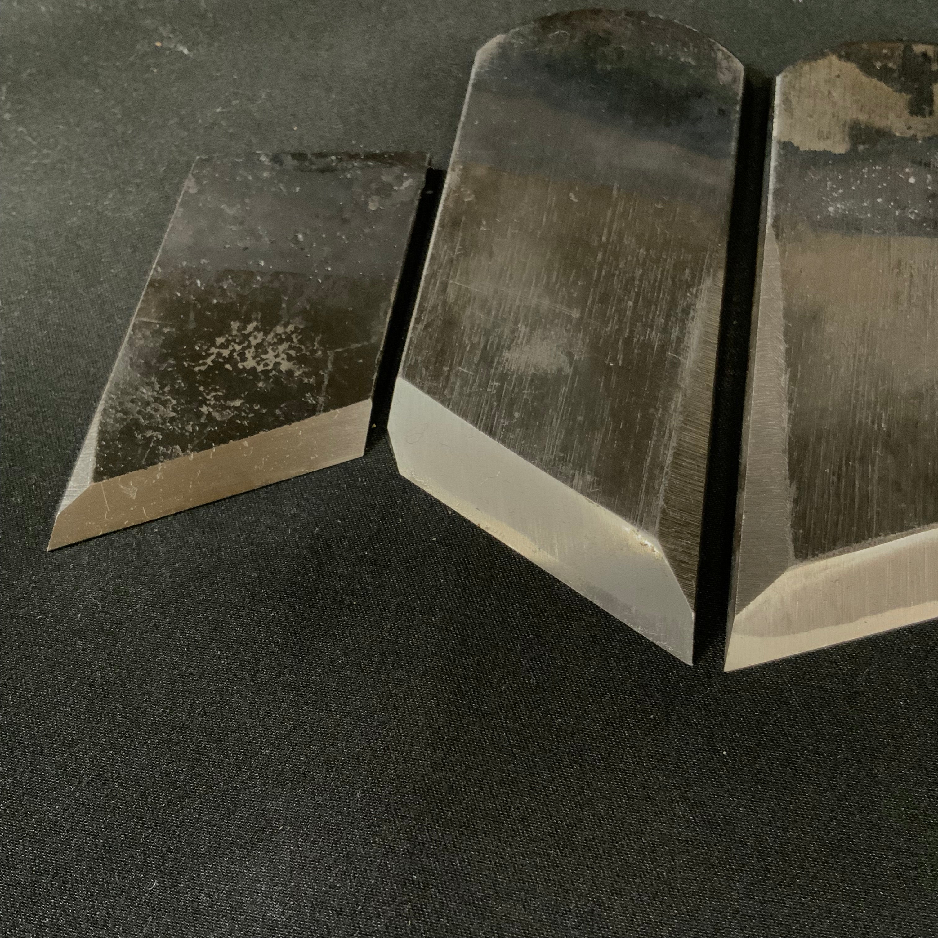 Yoshitaka Small Rabbet Planes (Kiwa-Kanna) with White steel 義隆 豆際鉋 42mm