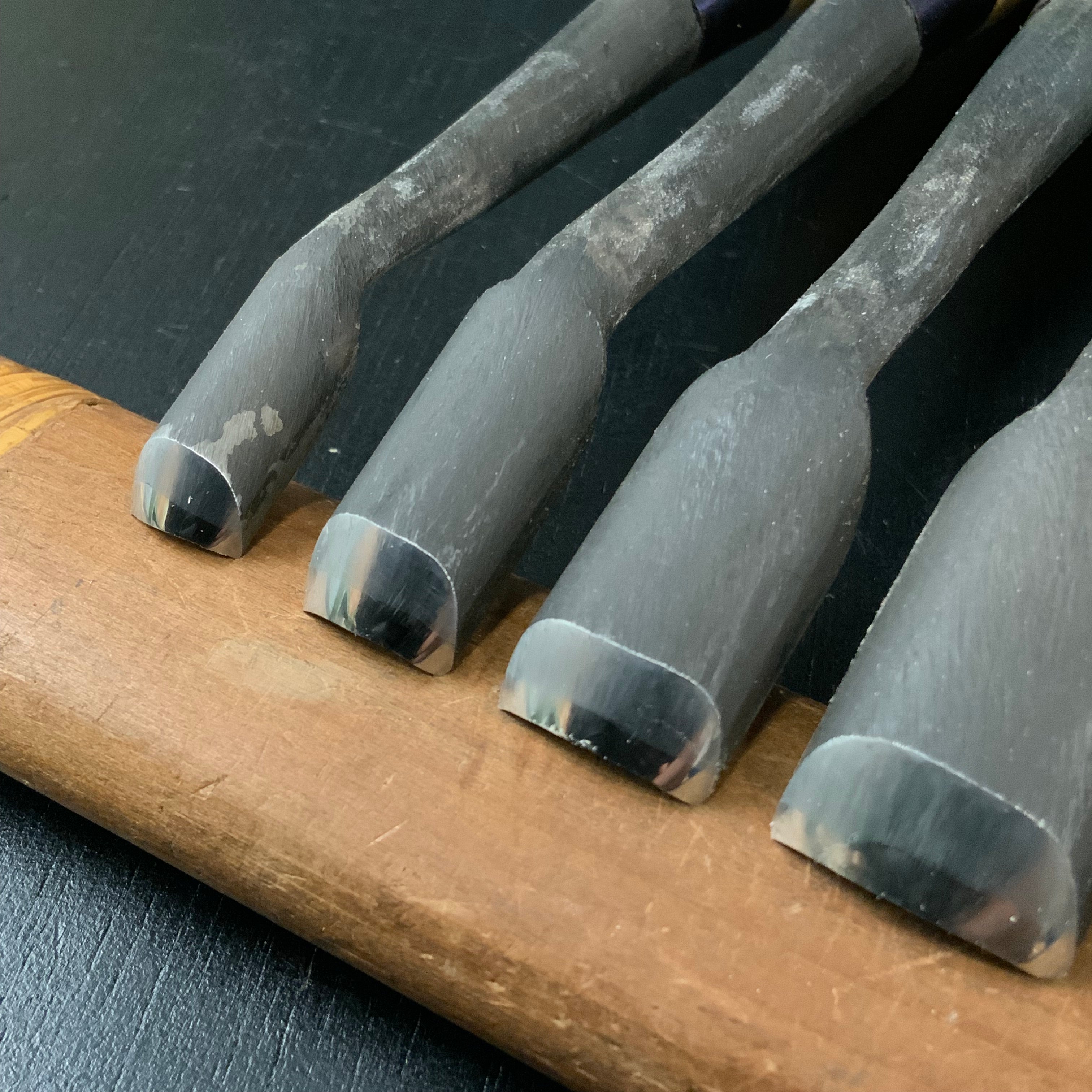 Chotousei Spoon chisels set Carving chisels with blue steel advanced grade 彫刀晟 小倉彫刻刃物製作所 丸曲組鑿 青紙鋼 特上品