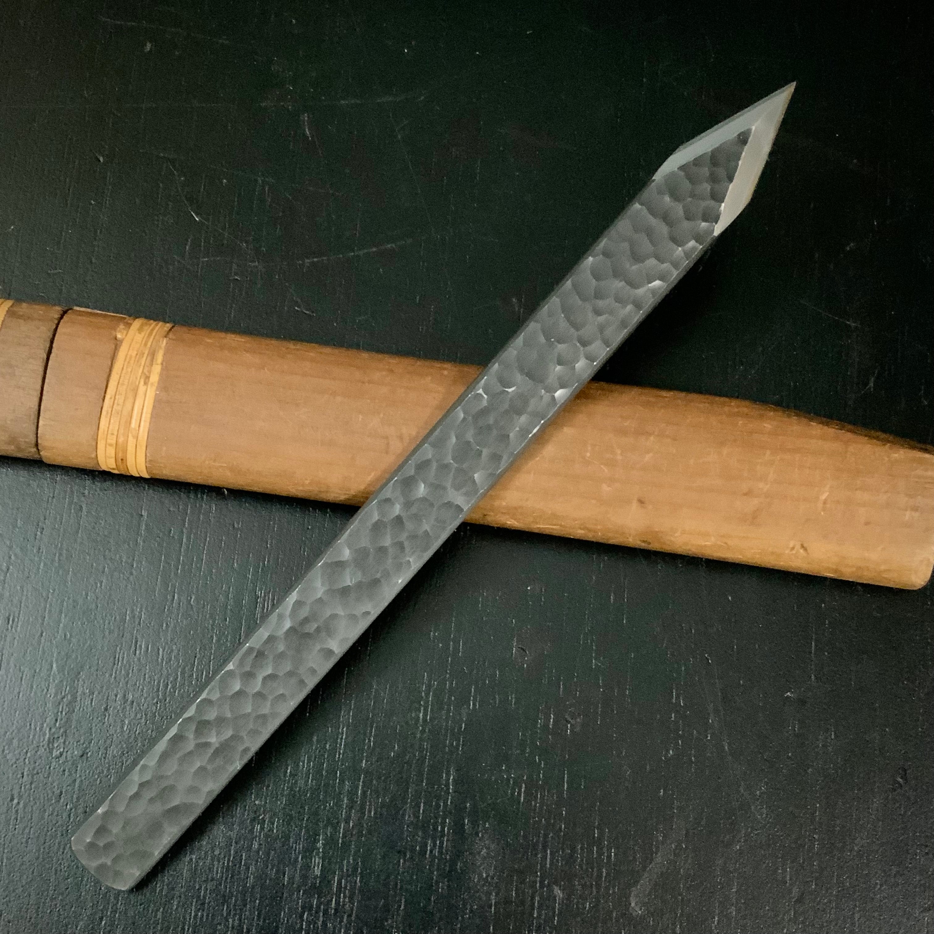 Yoshihide Sakamitsu Tsuchime Kensaki Knives with White (Steel acute angle) 吉秀 三代坂光作 剣先小刀 槌目仕上 鋭角